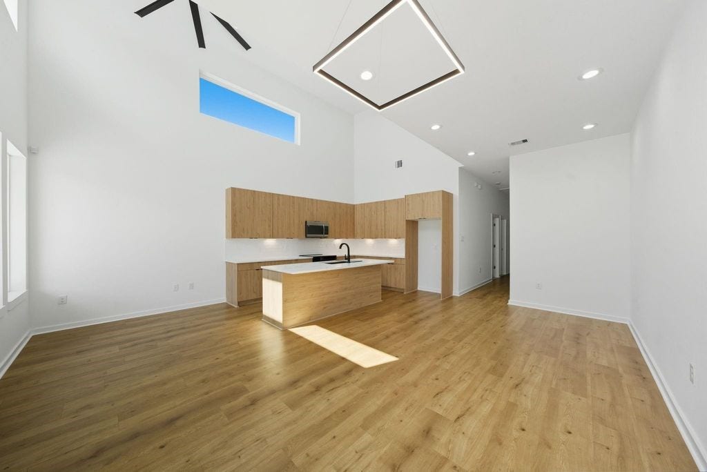 5029 Van Fleet Street, #A, Houston, TX 77033 5029 Van Fleet Street, #A, Houston, TX 77033
