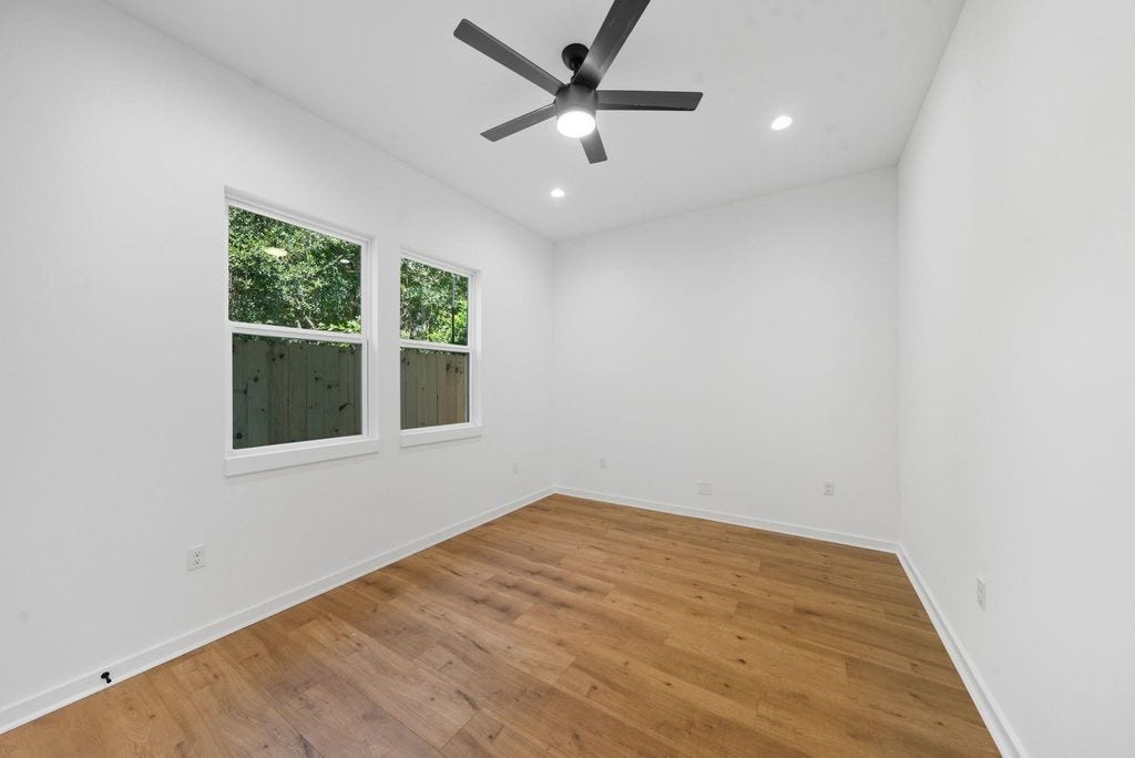 5029 Van Fleet Street, #A, Houston, TX 77033 5029 Van Fleet Street, #A, Houston, TX 77033