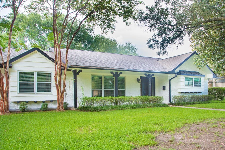 Property photo for 5226 Loch Lomond Drive, Houston, TX