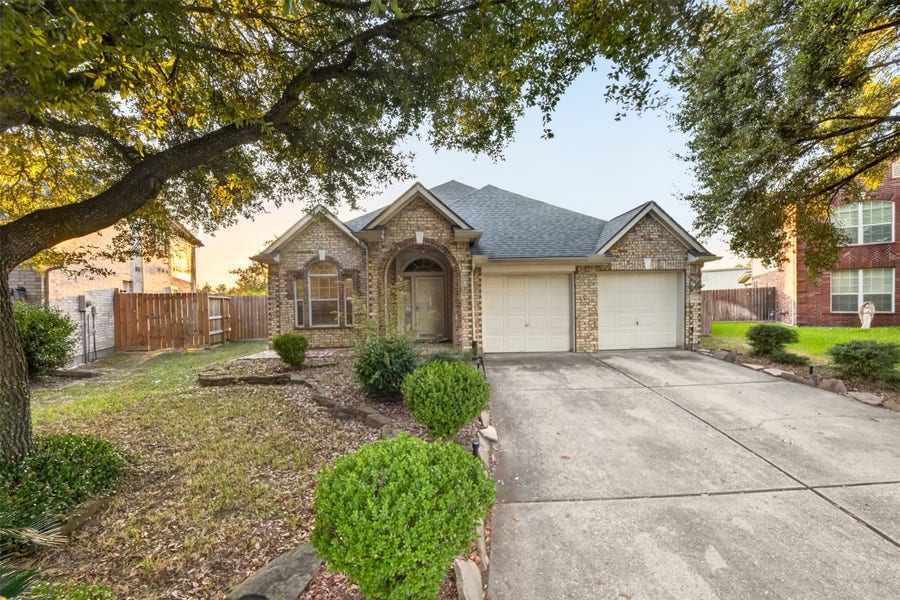 Property photo for 11815 Champions Grove Lane Lane, Houston, TX