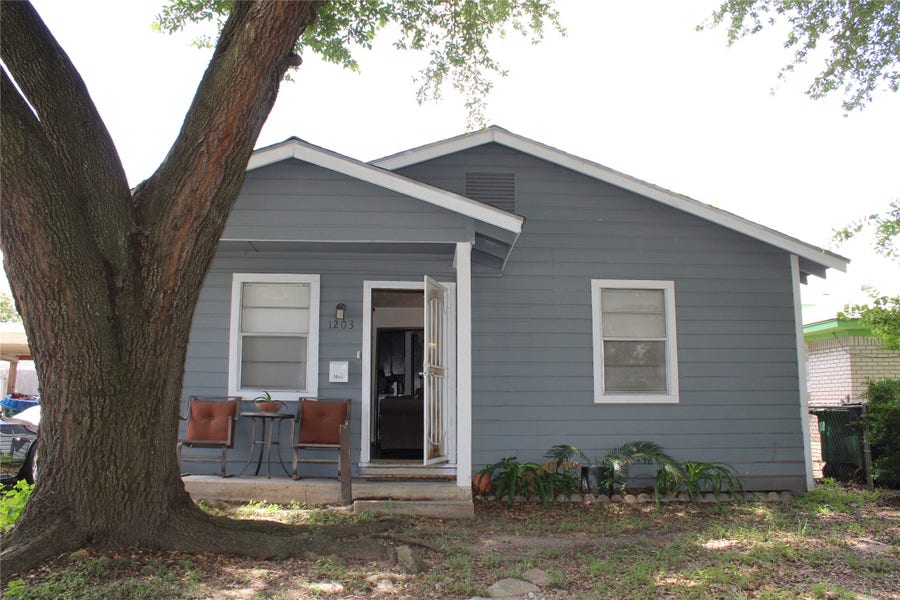Property photo for 1203 Egypt Street, Houston, TX