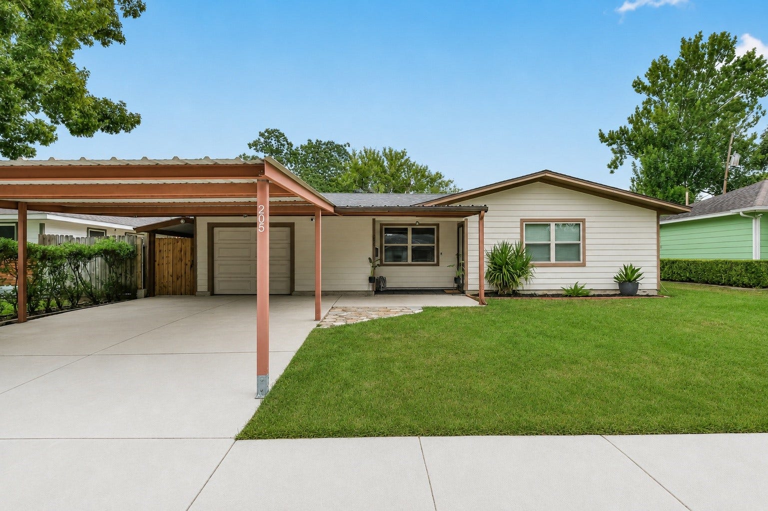 205 Robin Street, Deer Park, TX 77536 205 Robin Street, Deer Park, TX 77536