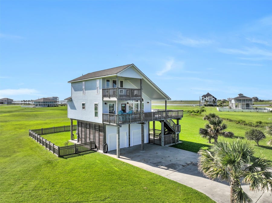 Property photo for 3902 Warrior Court, Galveston, TX