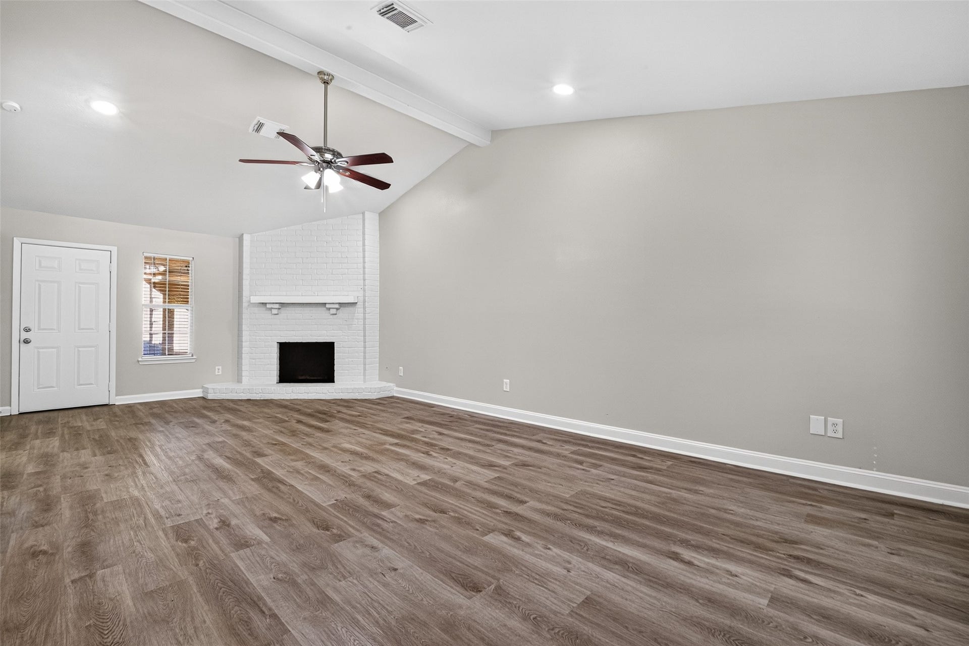 185 Maple Branch Street, The Woodlands, TX 77380 185 Maple Branch Street, The Woodlands, TX 77380