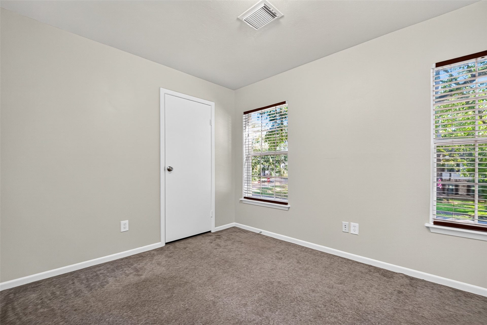 185 Maple Branch Street, The Woodlands, TX 77380 185 Maple Branch Street, The Woodlands, TX 77380