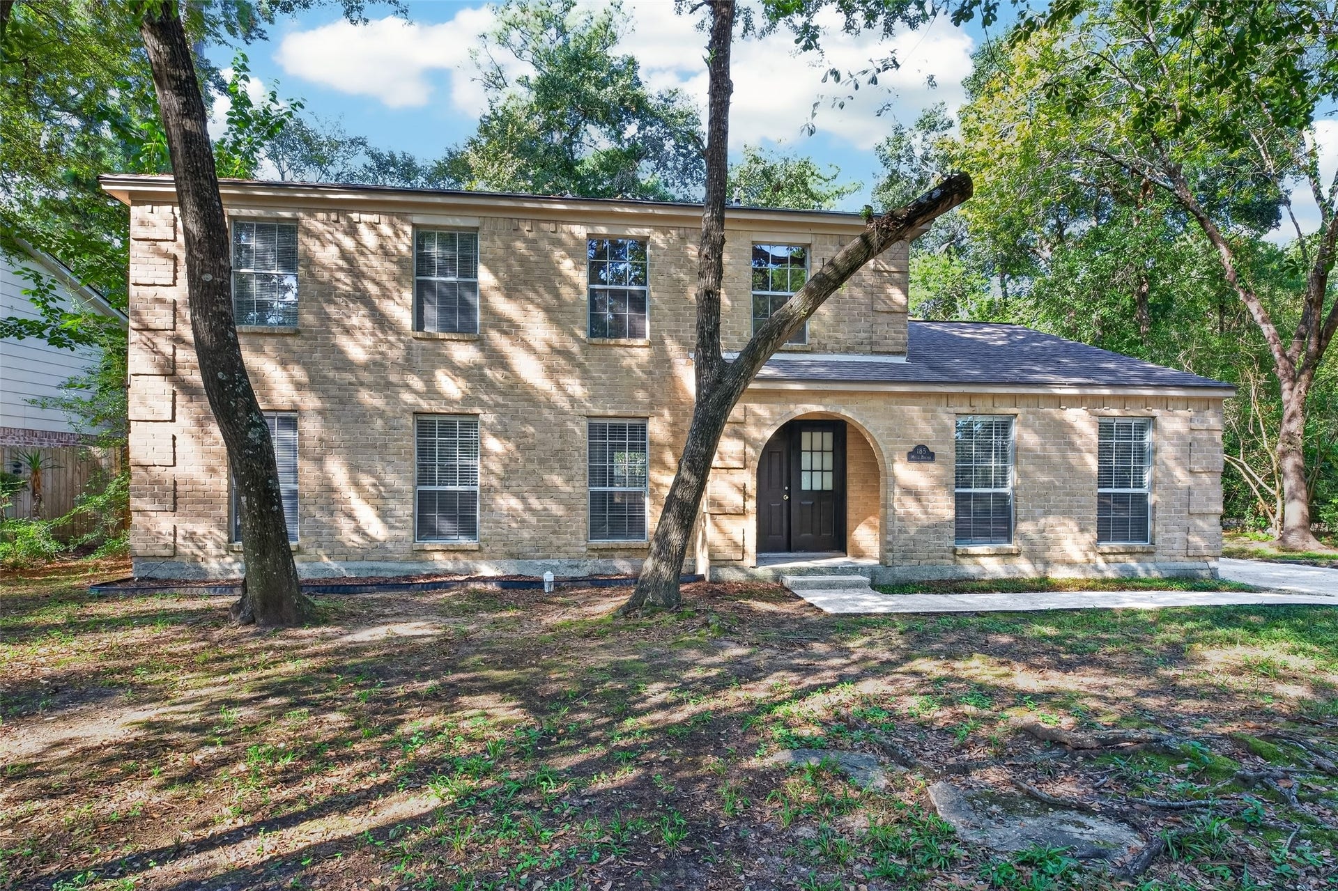 185 Maple Branch Street, The Woodlands, TX 77380 185 Maple Branch Street, The Woodlands, TX 77380