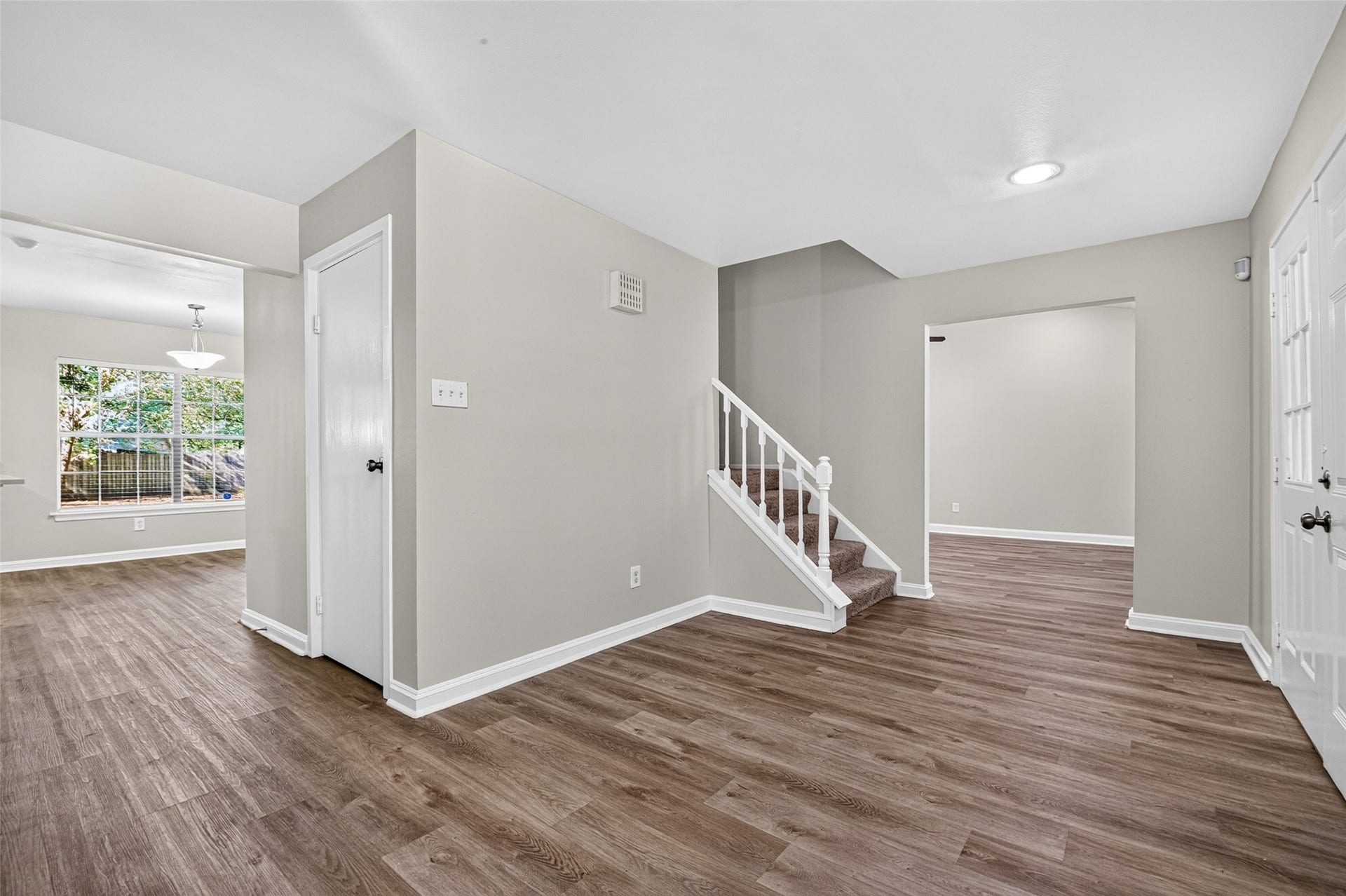 185 Maple Branch Street, The Woodlands, TX 77380 185 Maple Branch Street, The Woodlands, TX 77380