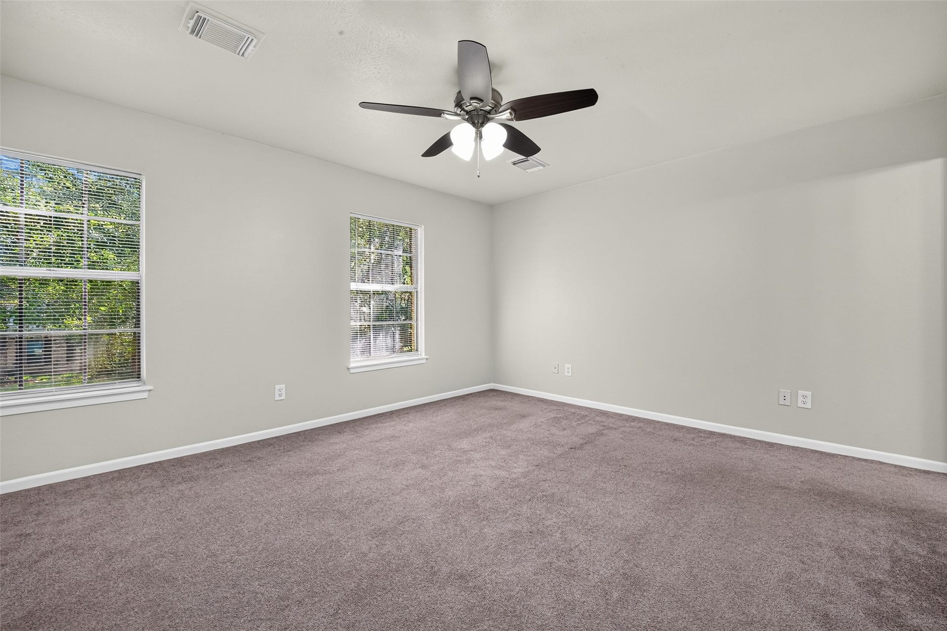 185 Maple Branch Street, The Woodlands, TX 77380 185 Maple Branch Street, The Woodlands, TX 77380