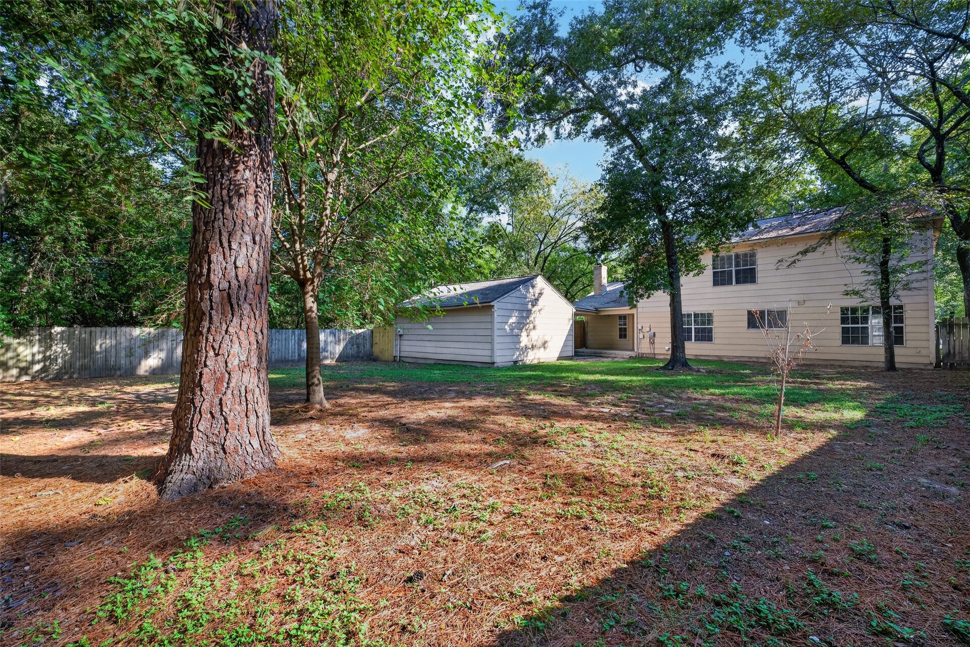 185 Maple Branch Street, The Woodlands, TX 77380 185 Maple Branch Street, The Woodlands, TX 77380