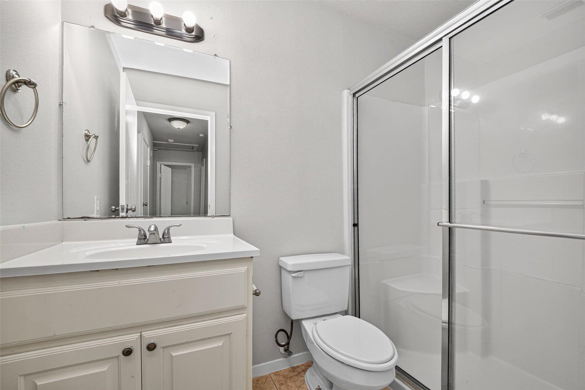 185 Maple Branch Street, The Woodlands, TX 77380 185 Maple Branch Street, The Woodlands, TX 77380