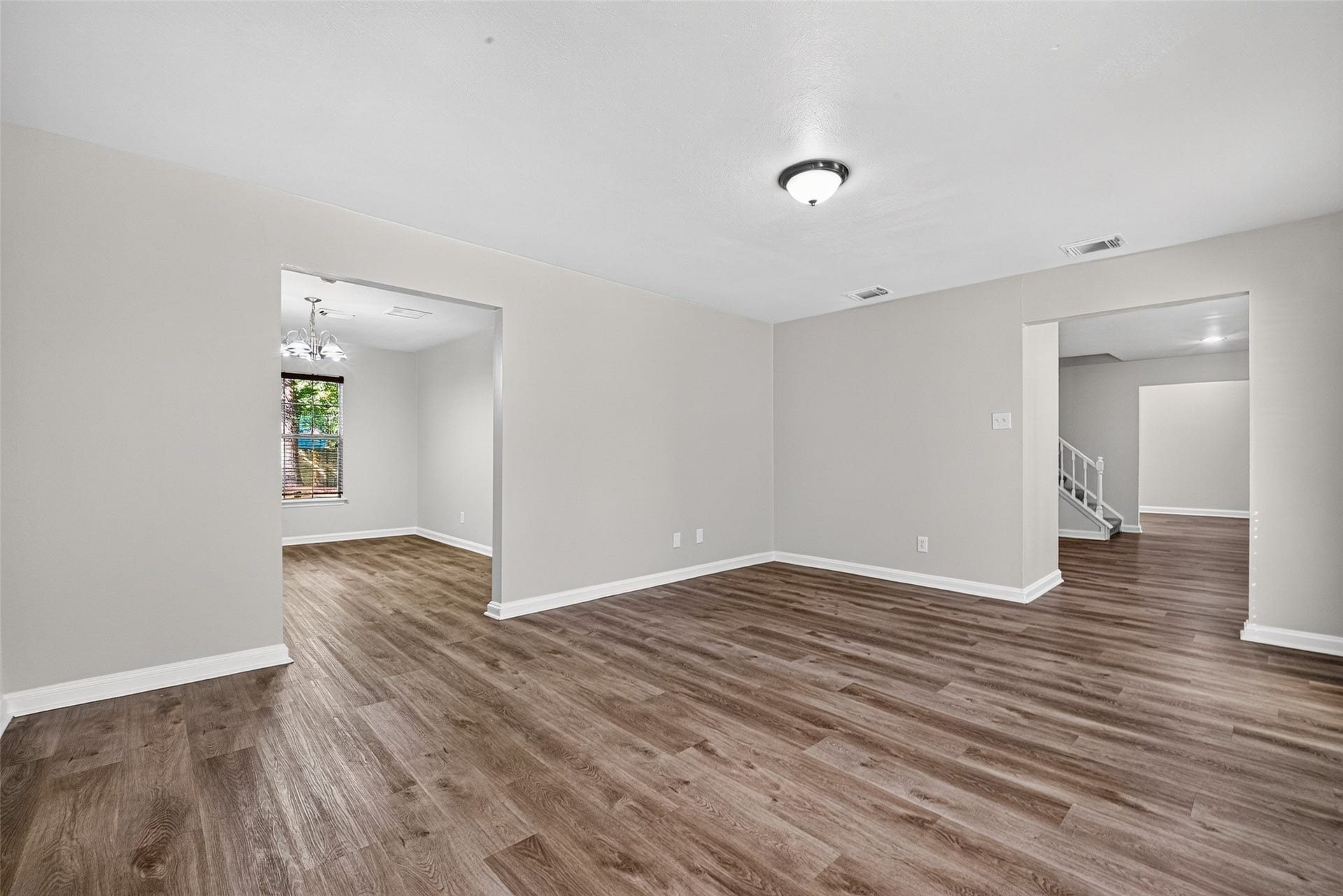185 Maple Branch Street, The Woodlands, TX 77380 185 Maple Branch Street, The Woodlands, TX 77380