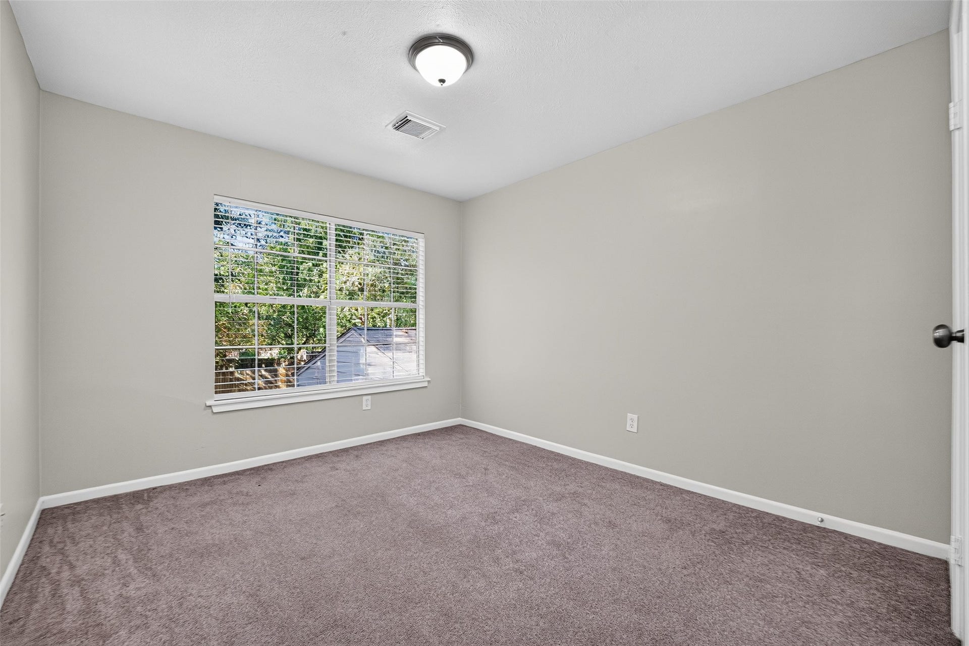 185 Maple Branch Street, The Woodlands, TX 77380 185 Maple Branch Street, The Woodlands, TX 77380