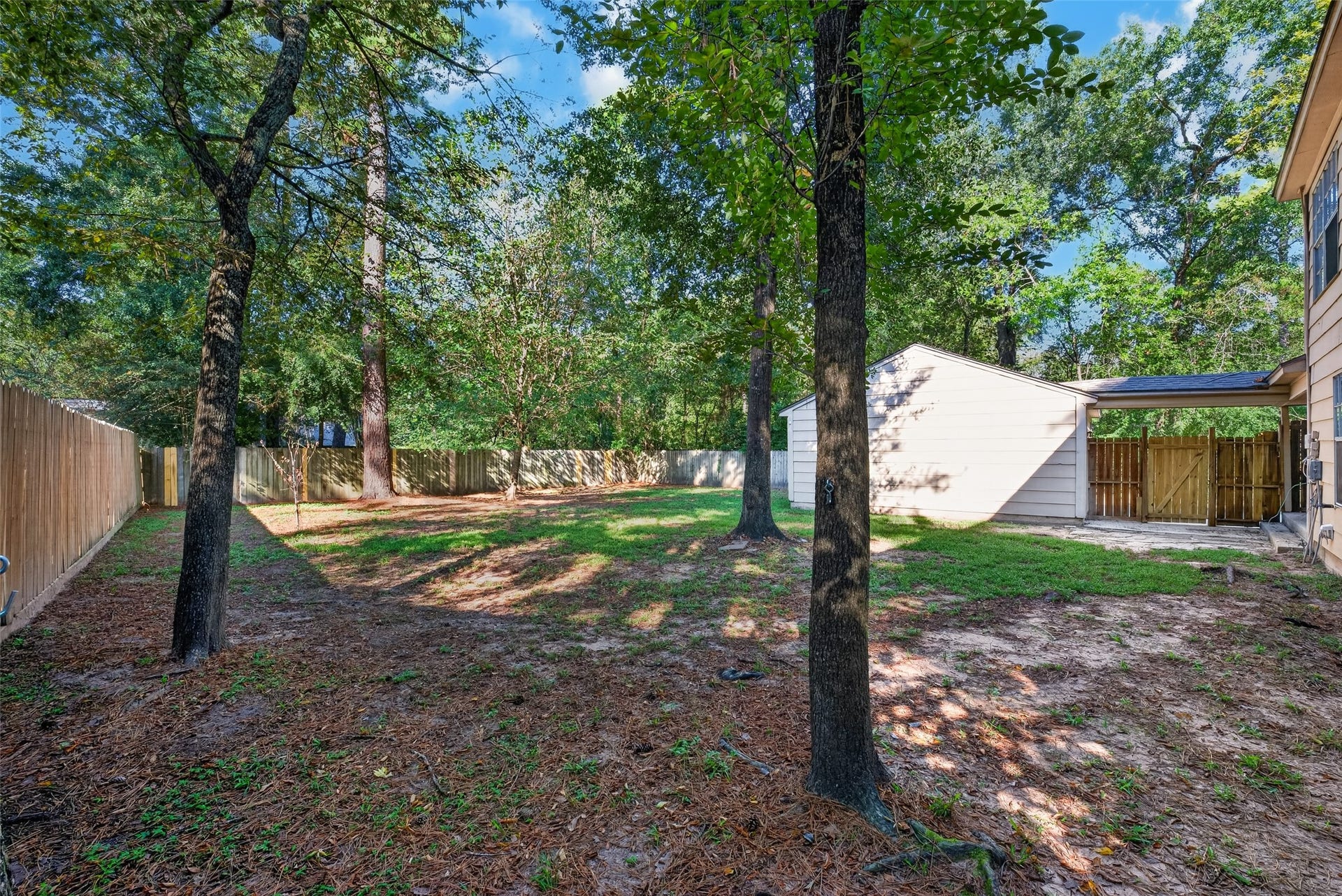 185 Maple Branch Street, The Woodlands, TX 77380 185 Maple Branch Street, The Woodlands, TX 77380