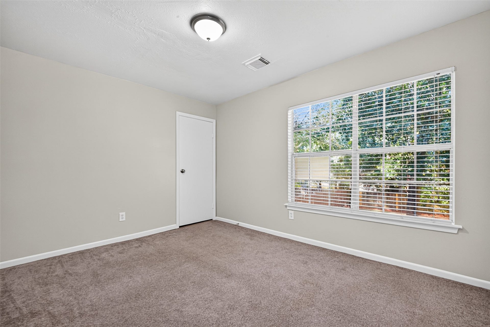185 Maple Branch Street, The Woodlands, TX 77380 185 Maple Branch Street, The Woodlands, TX 77380
