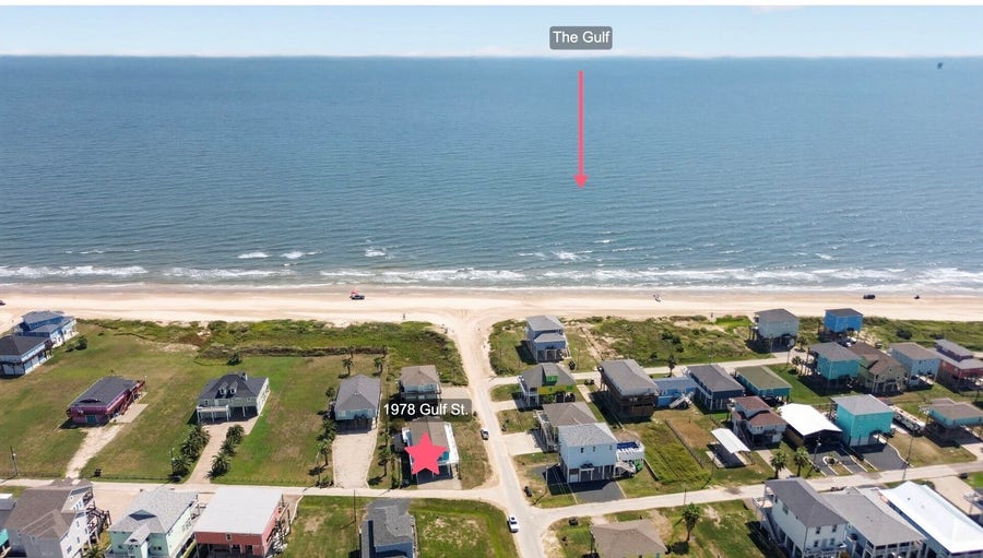 Property photo for 1978 Gulf Street, Crystal Beach, TX