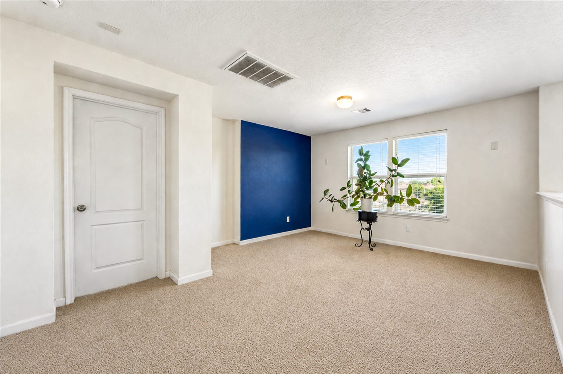 2615 Skyview Moon Drive, Houston, TX 77047 Game Room/Media Room