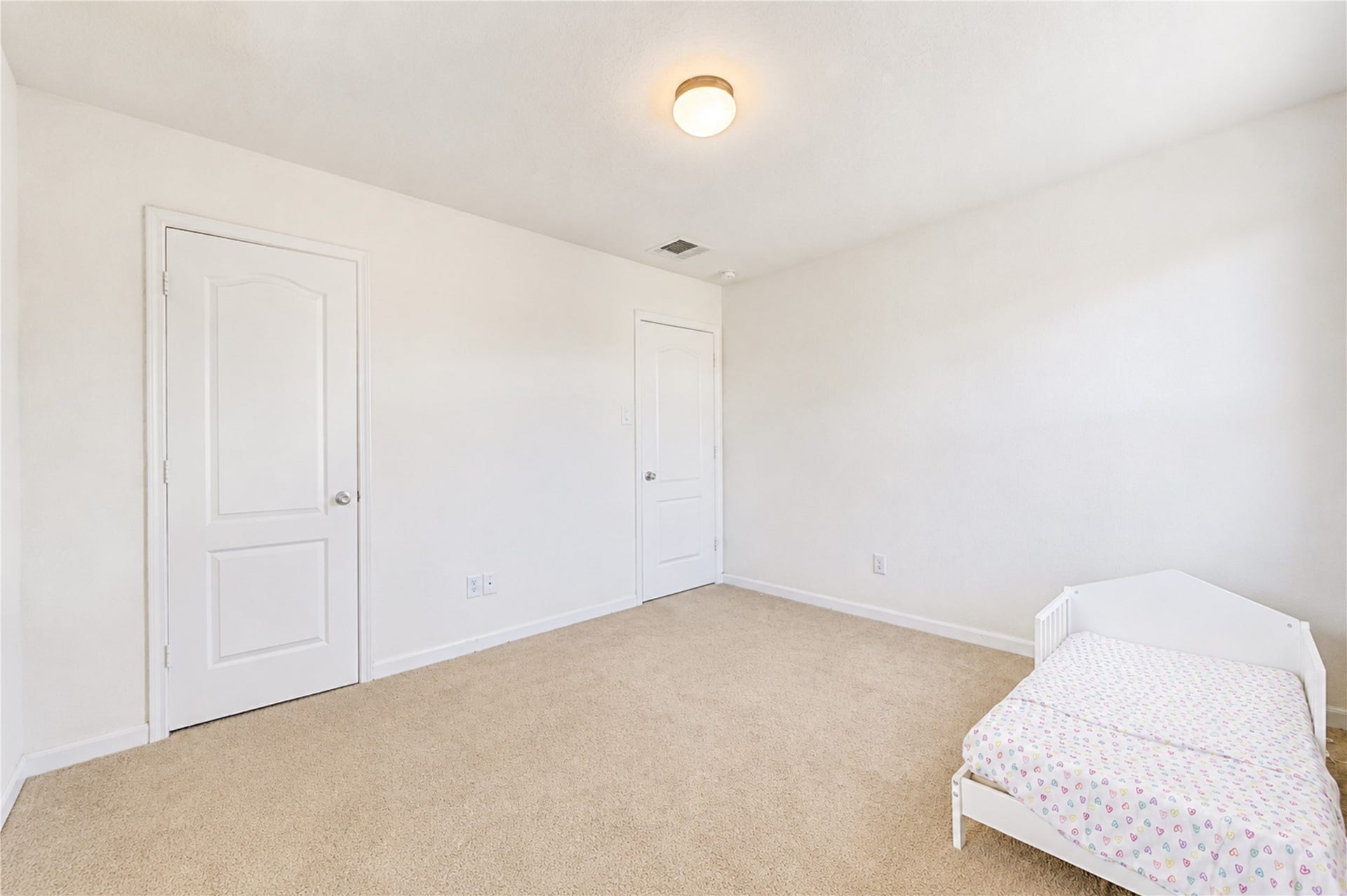 2615 Skyview Moon Drive, Houston, TX 77047 Room 2