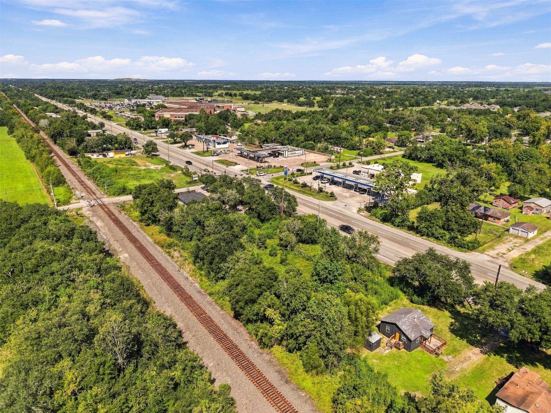 15605 Highway 6, Santa Fe, TX 77517 15605 Highway 6, Santa Fe, TX 77517