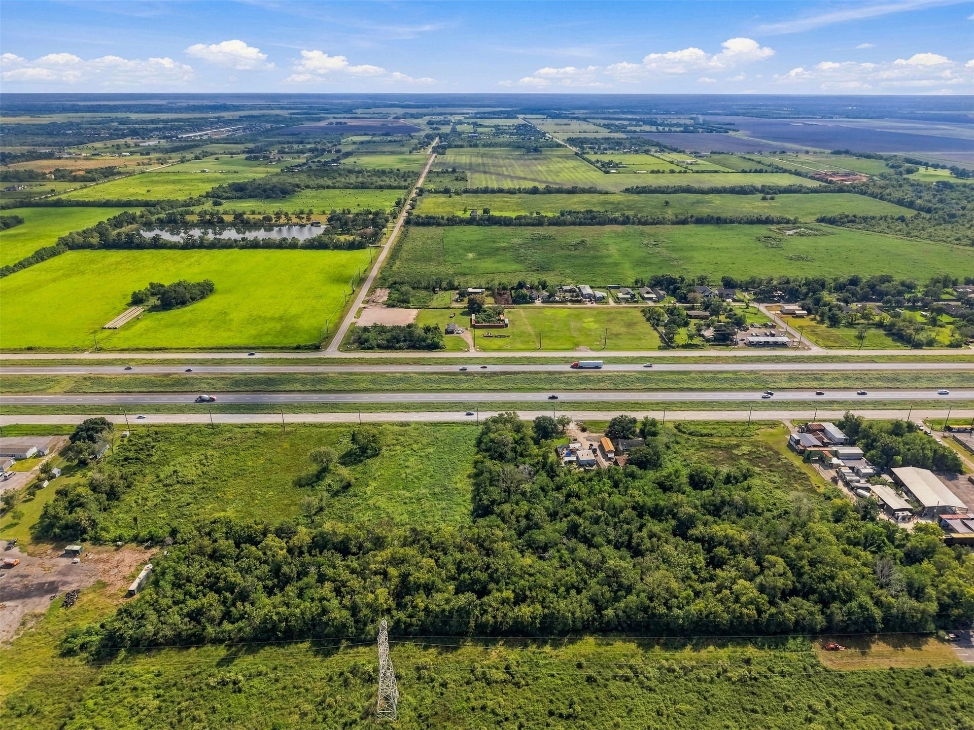 15605 Highway 6, Santa Fe, TX 77517 15605 Highway 6, Santa Fe, TX 77517