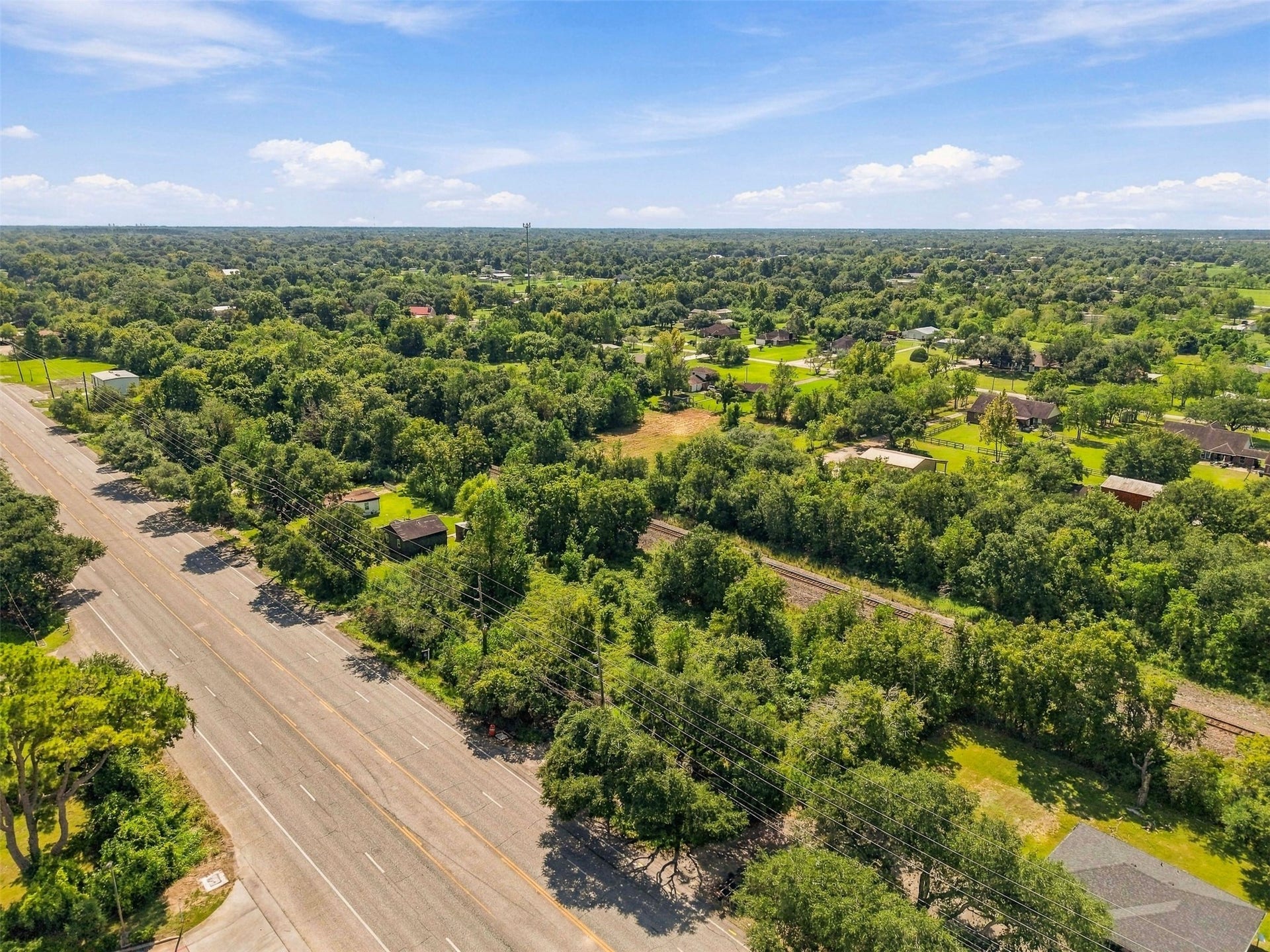 15605 Highway 6, Santa Fe, TX 77517 15605 Highway 6, Santa Fe, TX 77517
