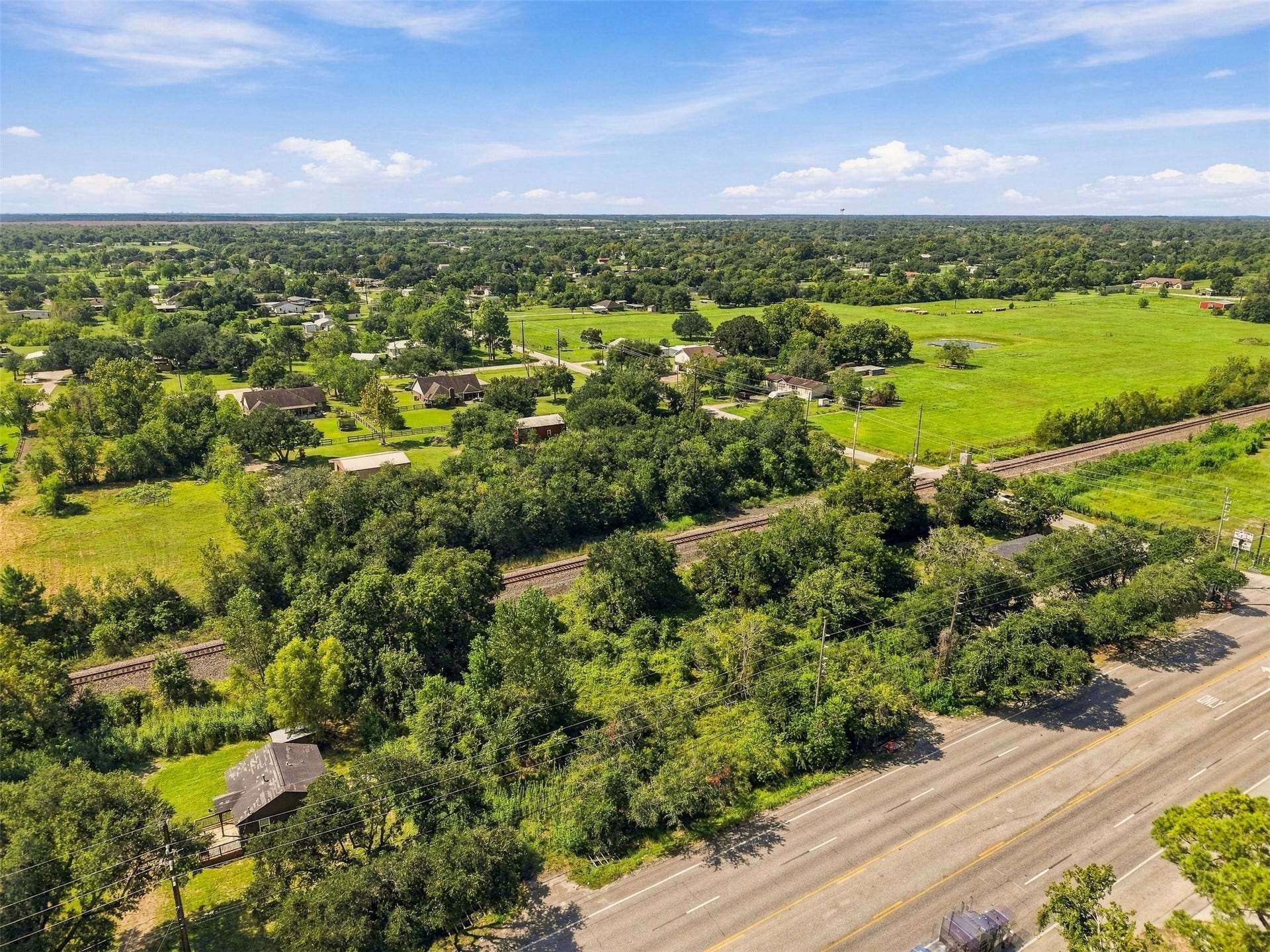 15605 Highway 6, Santa Fe, TX 77517 15605 Highway 6, Santa Fe, TX 77517
