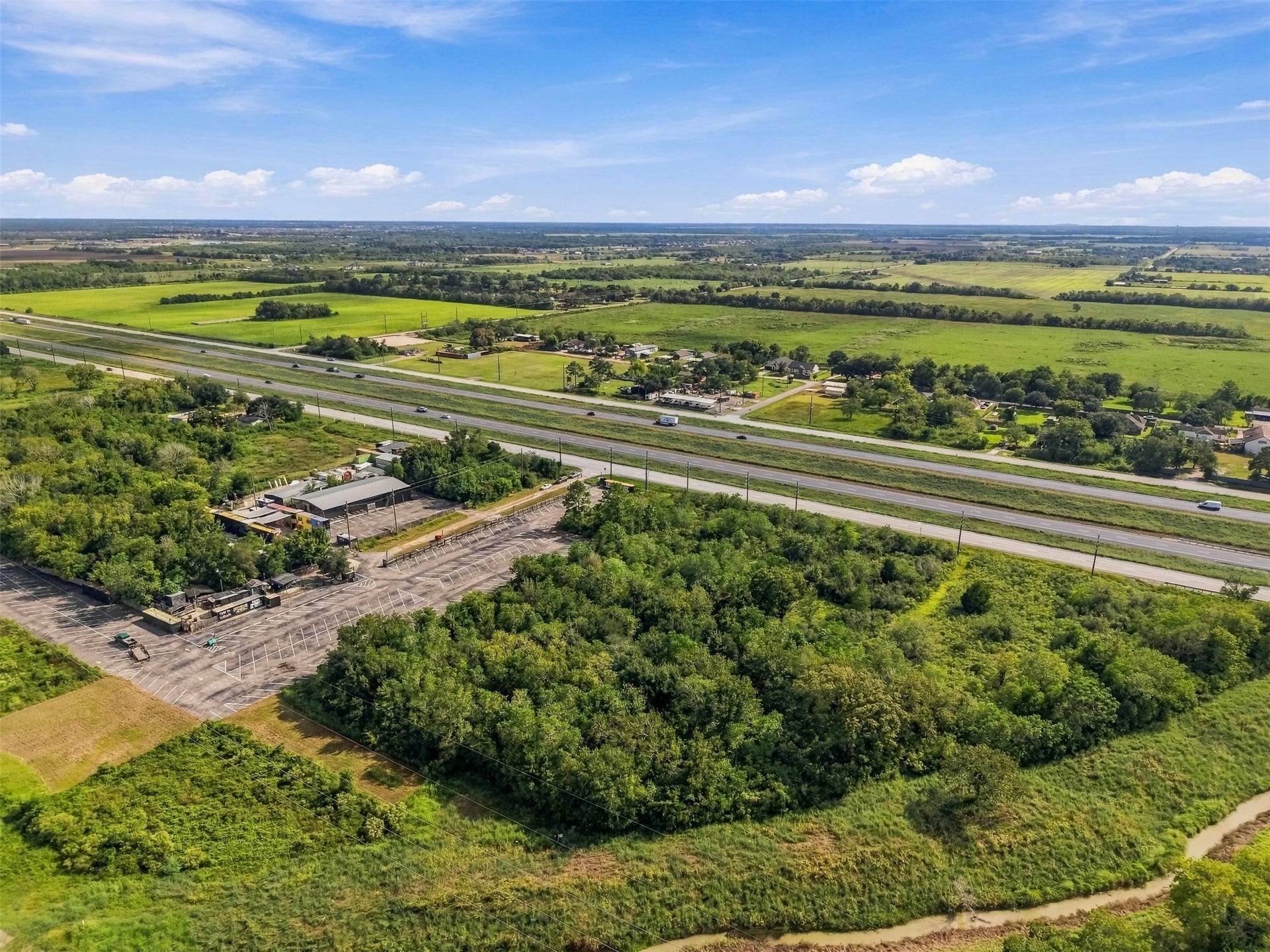 15605 Highway 6, Santa Fe, TX 77517 15605 Highway 6, Santa Fe, TX 77517