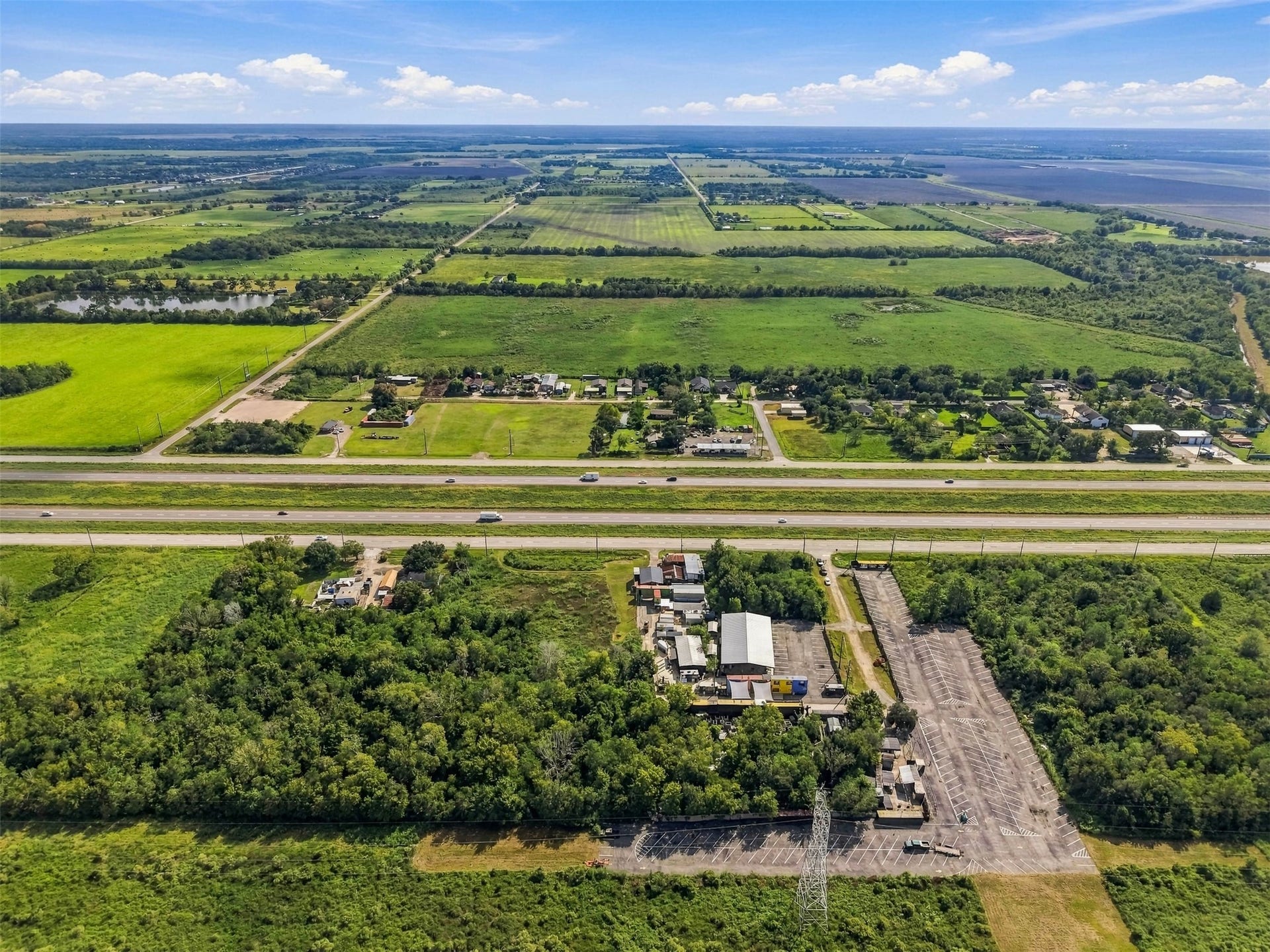 15605 Highway 6, Santa Fe, TX 77517 15605 Highway 6, Santa Fe, TX 77517