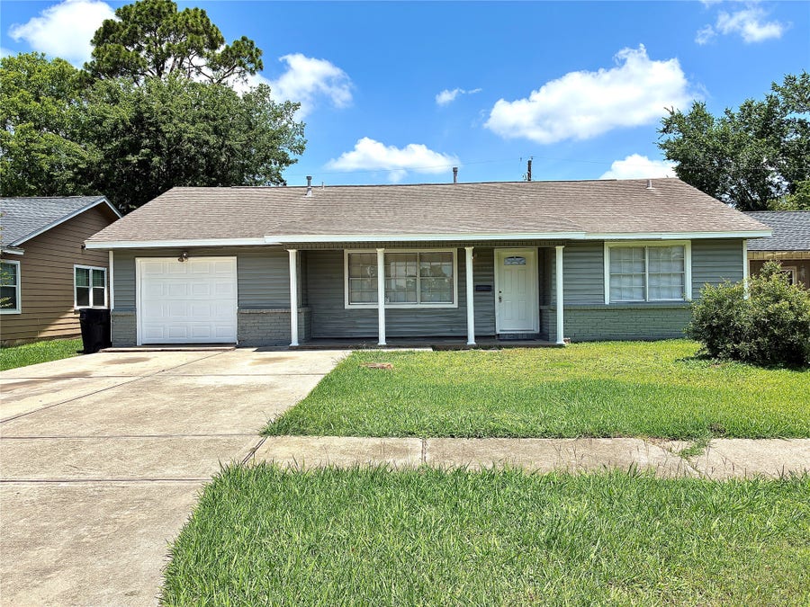 Property photo for 631 Roper Street, Houston, TX