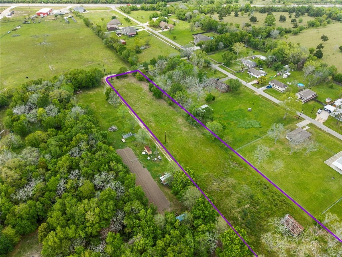 8011 Custer Street, Hitchcock, TX 77563 8011 Custer Street, Hitchcock, TX 77563