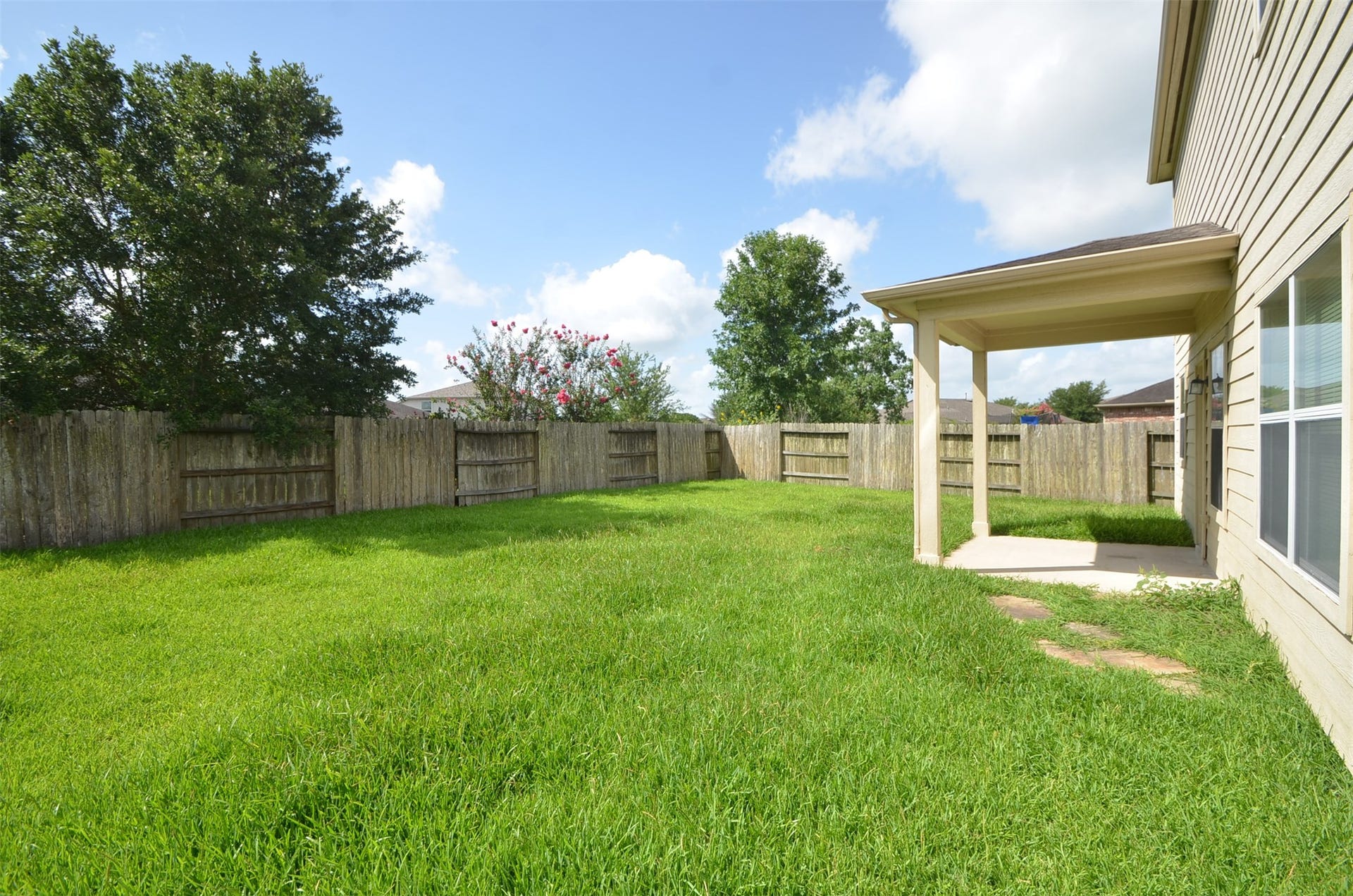 915 Butterfly Lane, Rosenberg, TX 77469 915 Butterfly Lane, Rosenberg, TX 77469