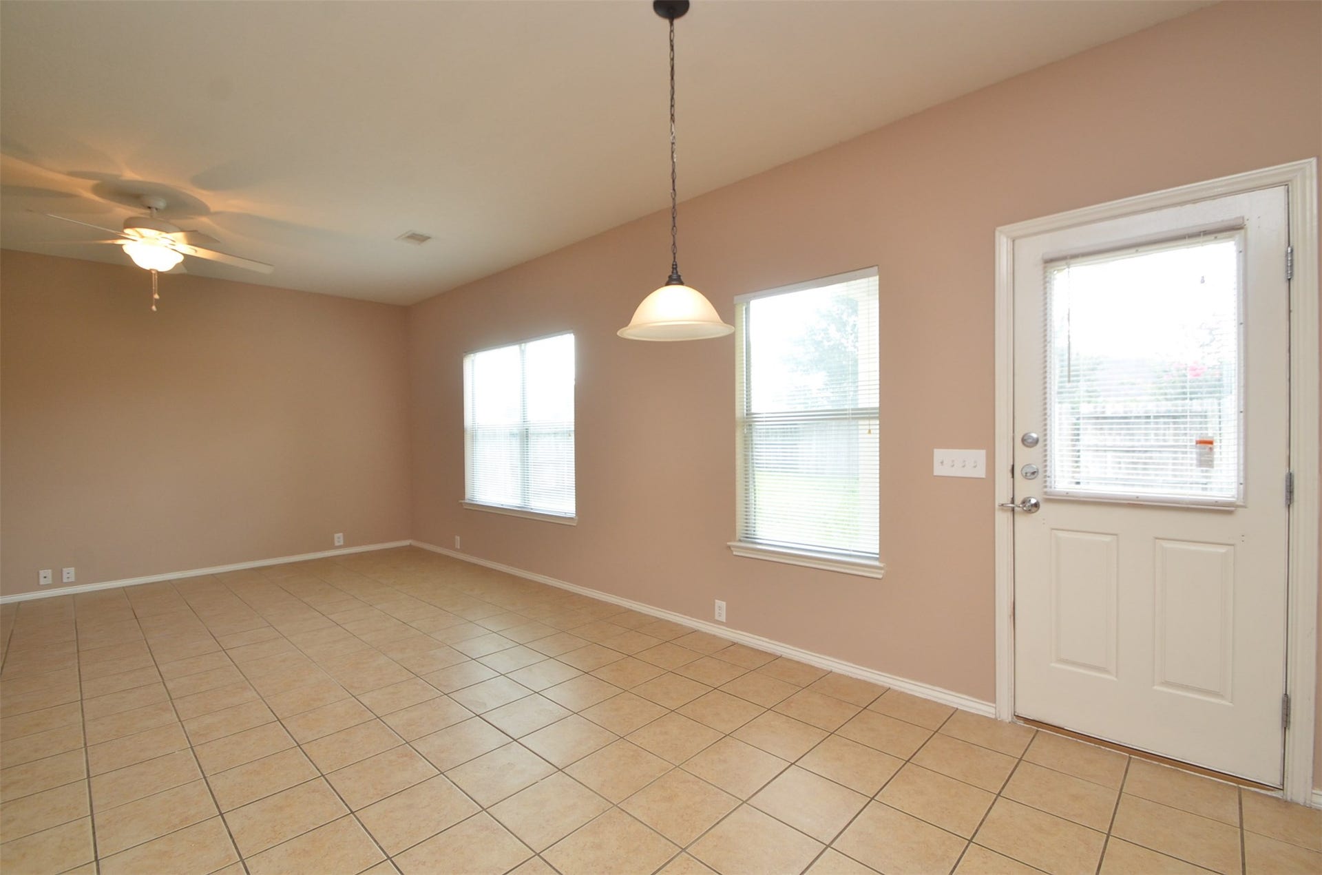 915 Butterfly Lane, Rosenberg, TX 77469 915 Butterfly Lane, Rosenberg, TX 77469