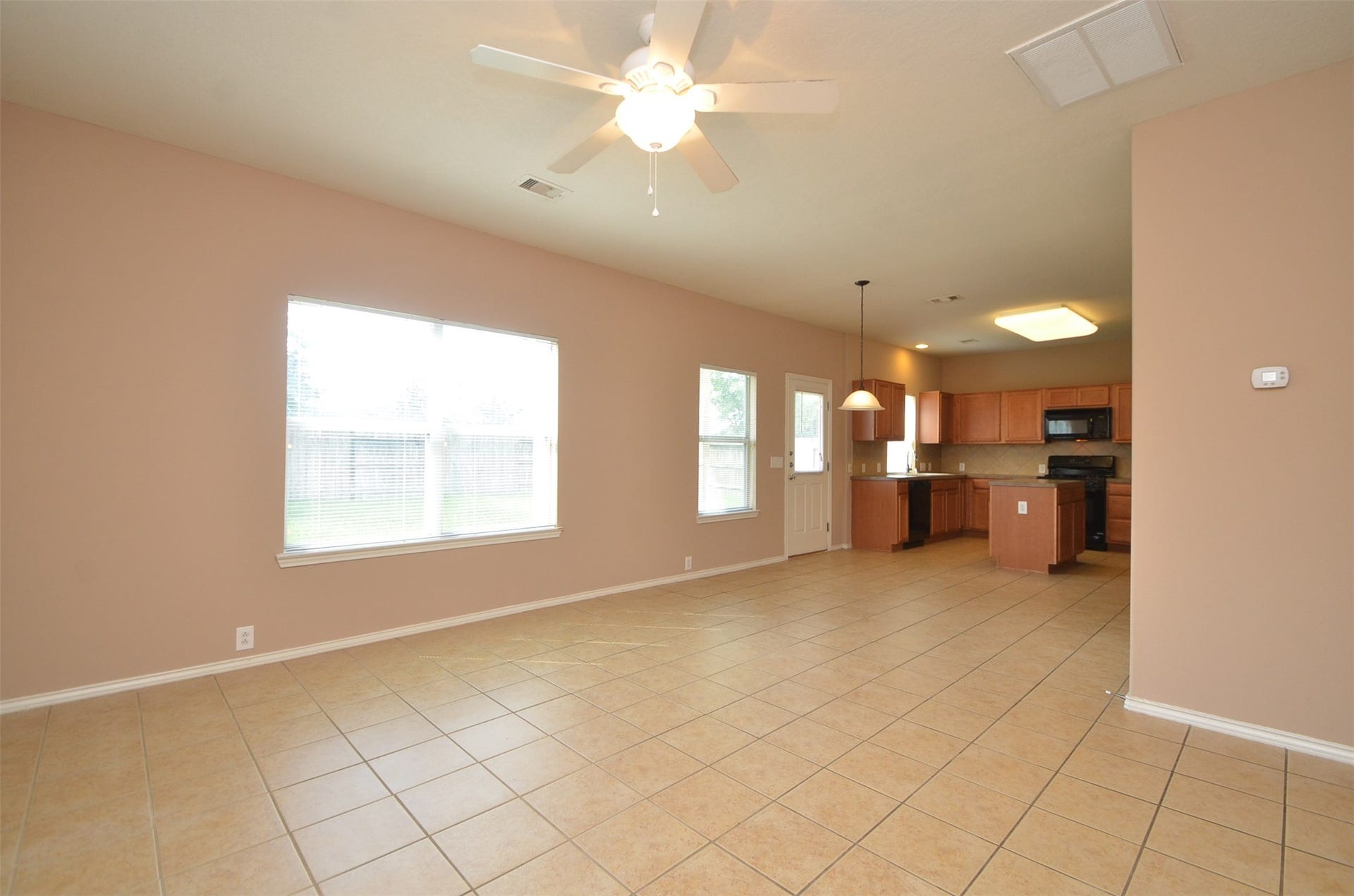 915 Butterfly Lane, Rosenberg, TX 77469 915 Butterfly Lane, Rosenberg, TX 77469