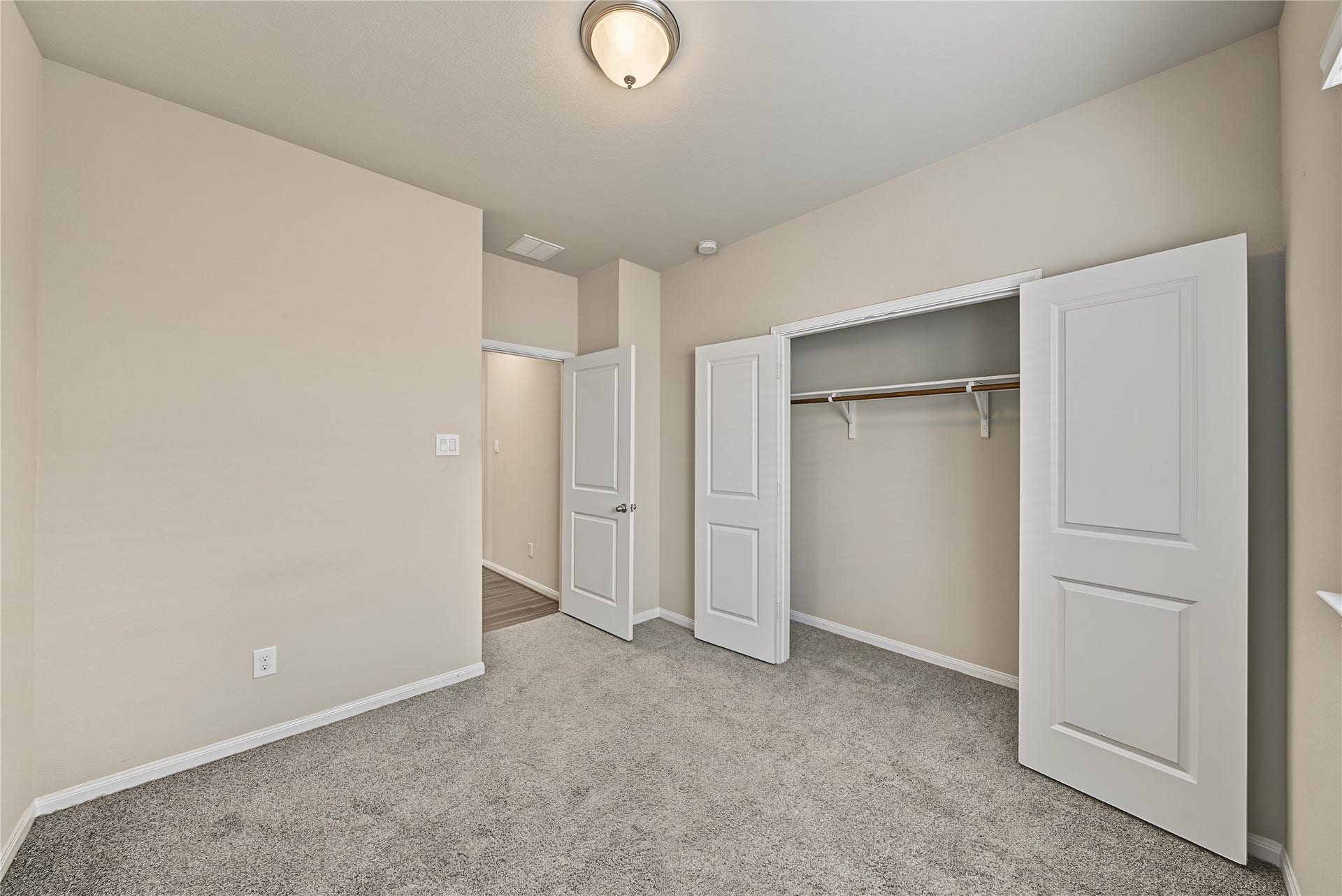 8719 Arbor Trail Drive, Missouri City, TX 77459 8719 Arbor Trail Drive, Missouri City, TX 77459