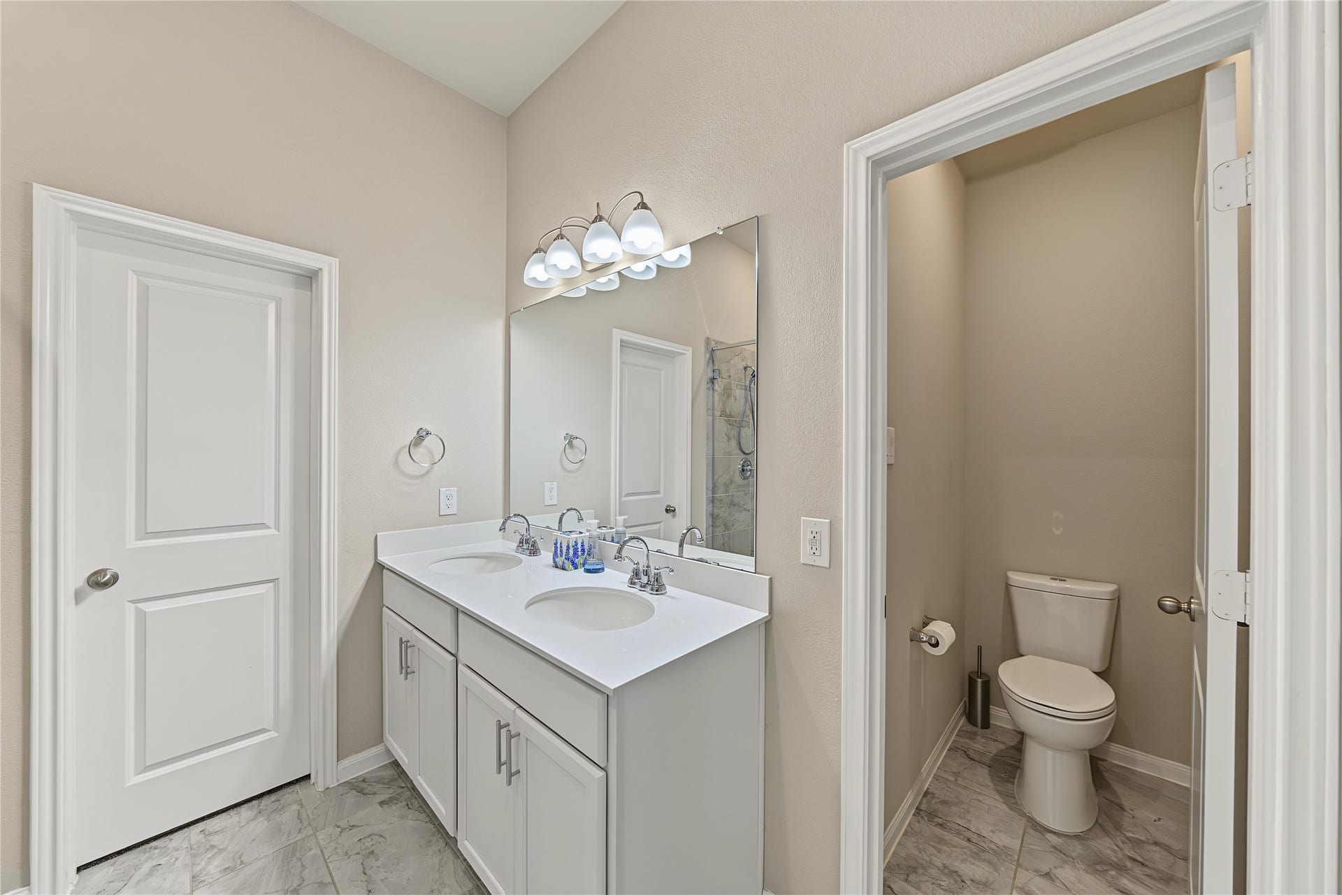 8719 Arbor Trail Drive, Missouri City, TX 77459 8719 Arbor Trail Drive, Missouri City, TX 77459