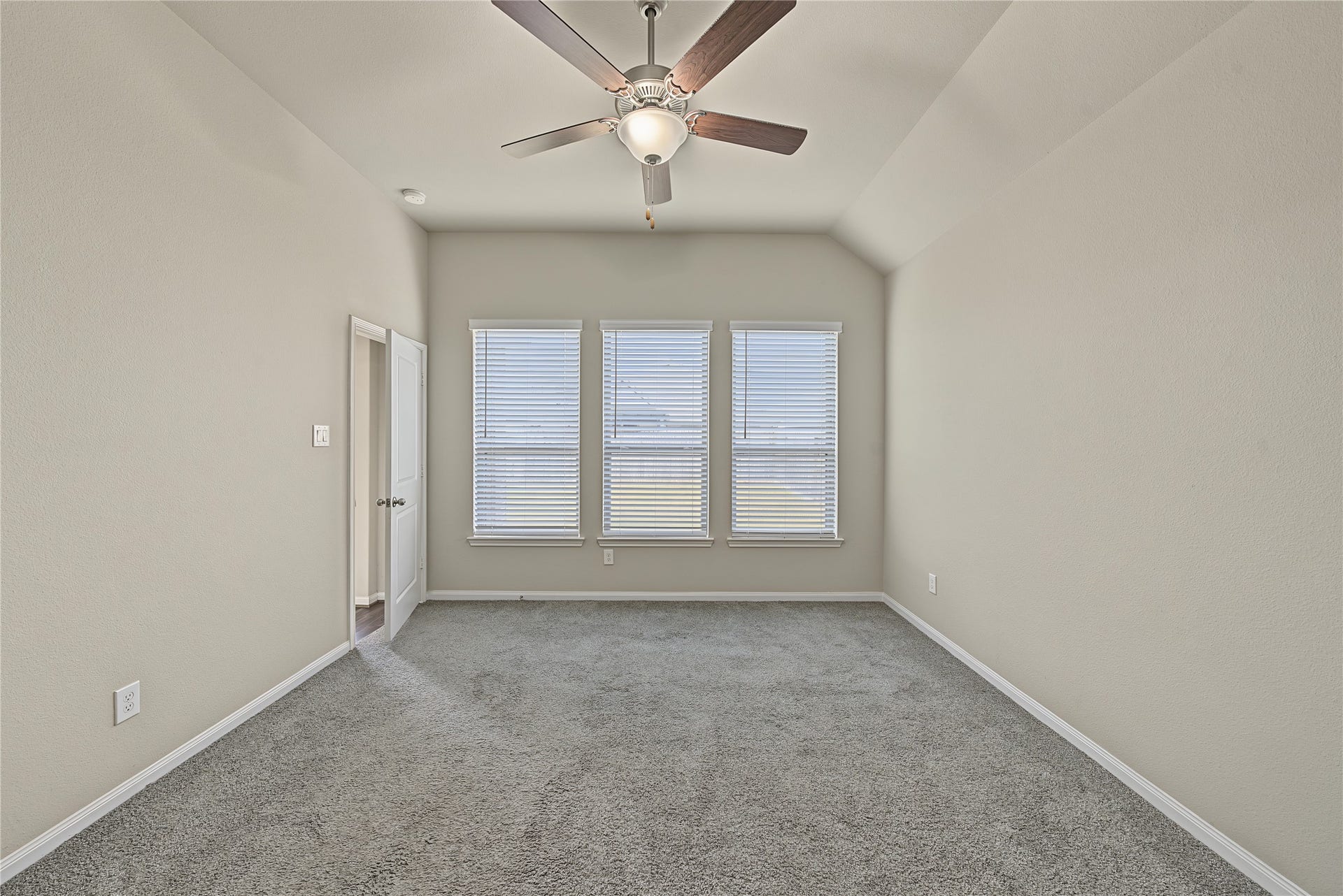 8719 Arbor Trail Drive, Missouri City, TX 77459 8719 Arbor Trail Drive, Missouri City, TX 77459