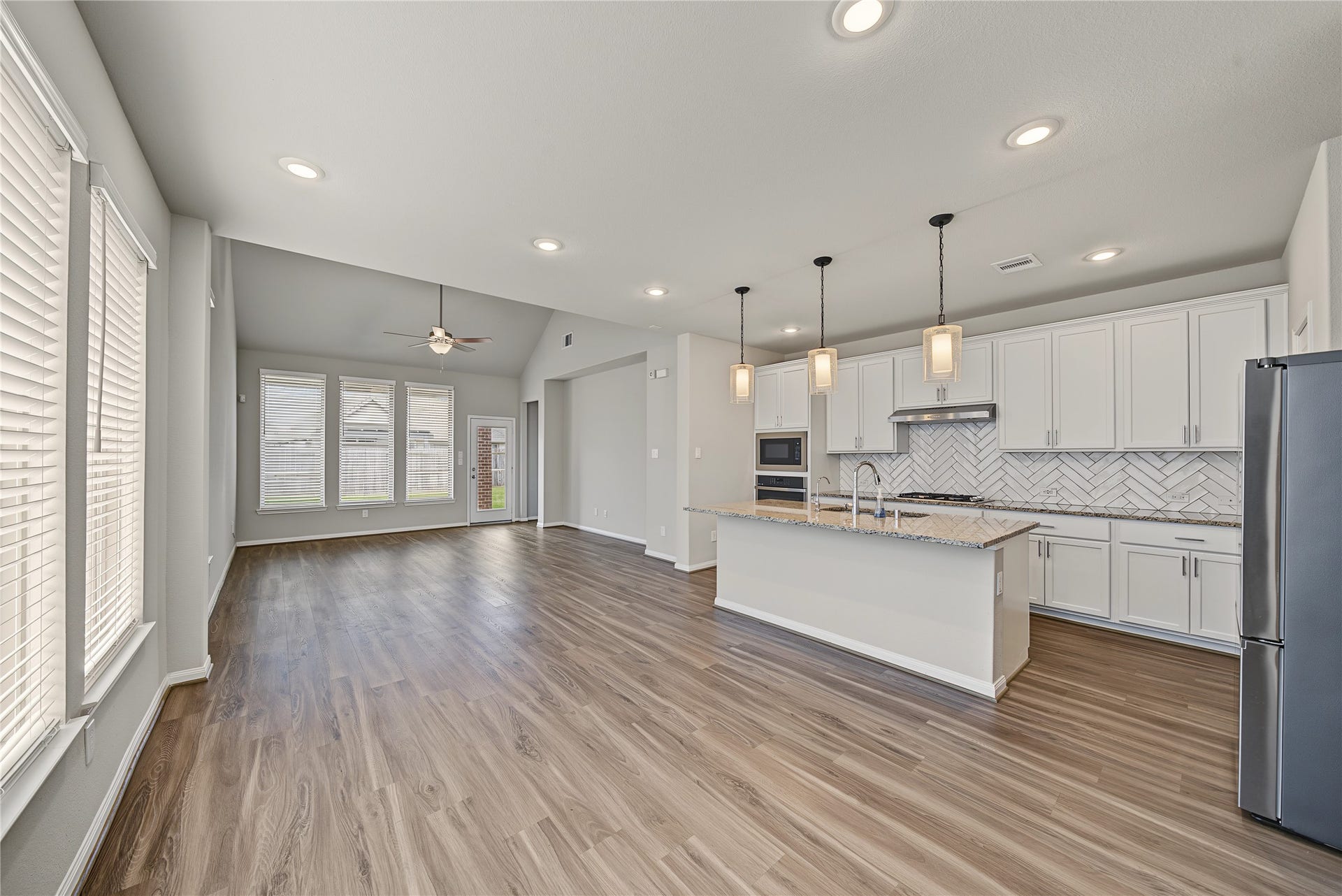8719 Arbor Trail Drive, Missouri City, TX 77459 8719 Arbor Trail Drive, Missouri City, TX 77459