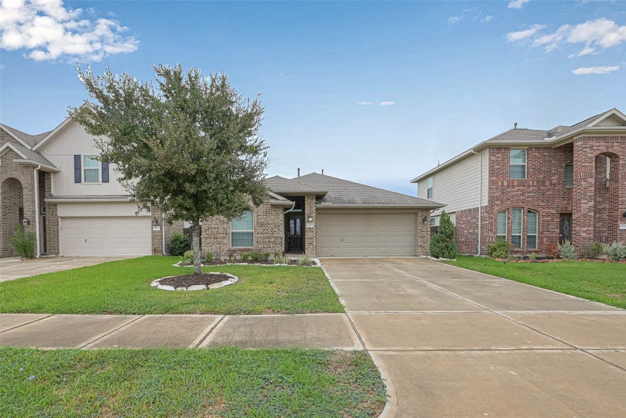 Property photo for 18938 Elrington Creek Court, Richmond, TX