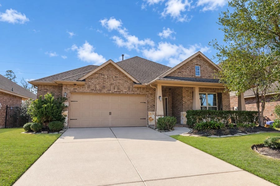 Property photo for 103 W Wading Pond Circle, Tomball, TX