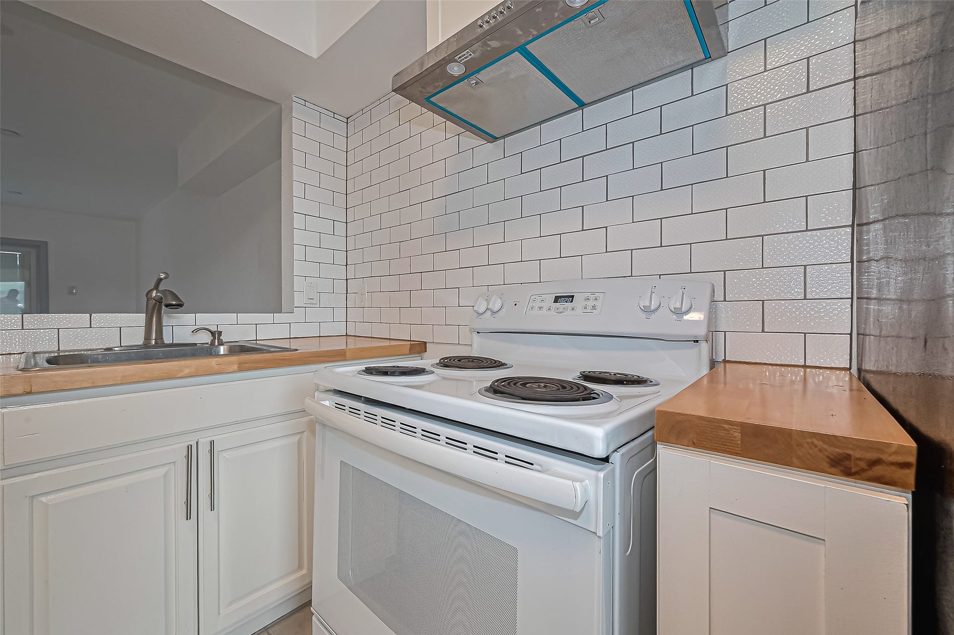 7805 Rue Saint Cyr Street, #63, Houston, TX 77074 7805 Rue Saint Cyr Street, #63, Houston, TX 77074
