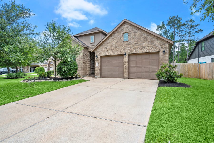 Property photo for 114 Kohen Court, Montgomery, TX