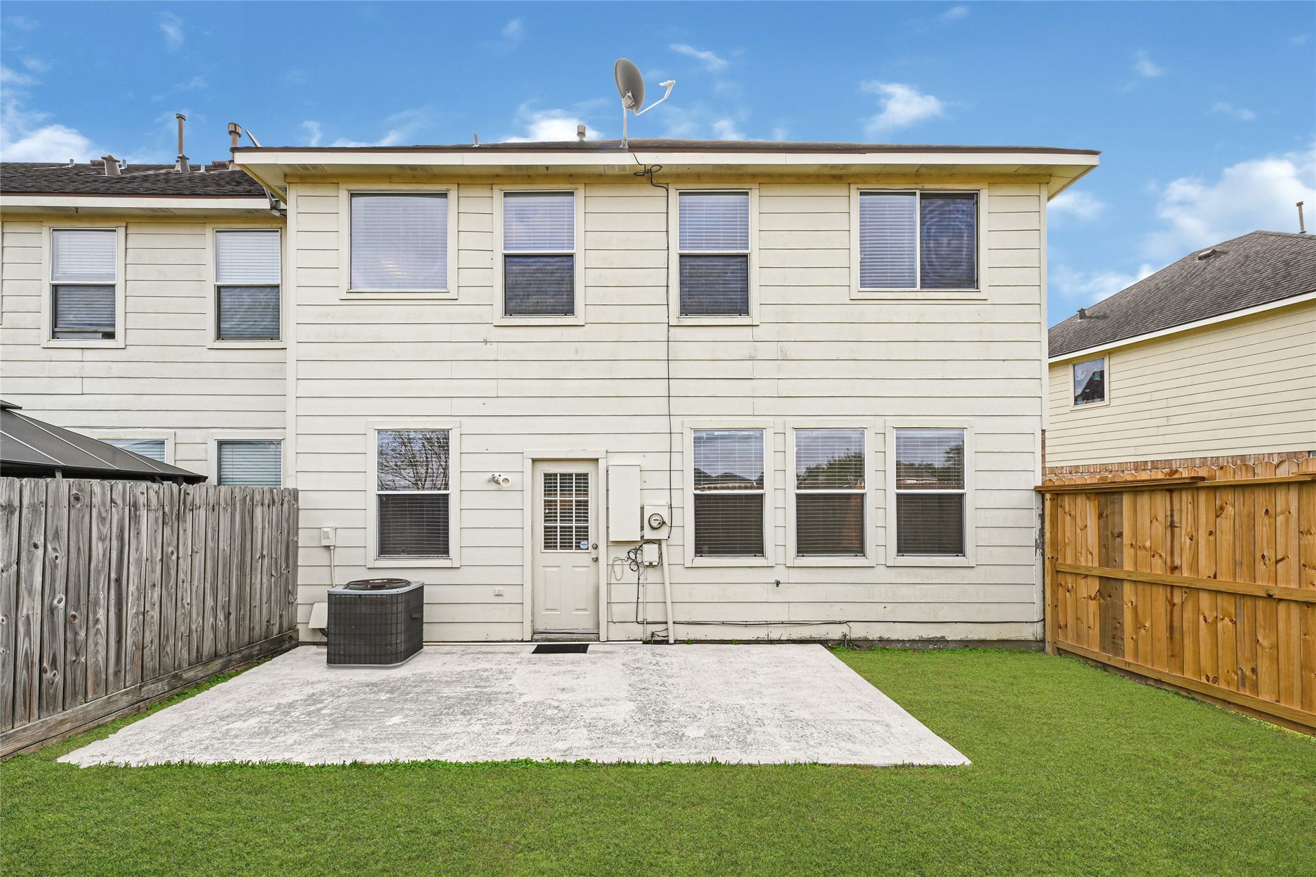 7543 Park Bend Lane, Pasadena, TX 77505 7543 Park Bend Lane, Pasadena, TX 77505