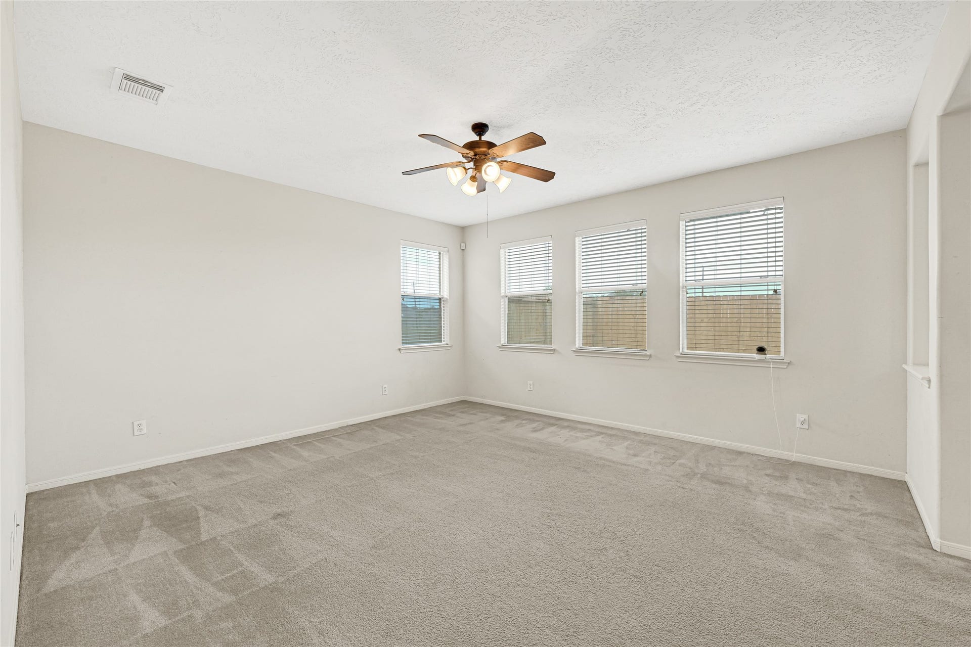 7543 Park Bend Lane, Pasadena, TX 77505 7543 Park Bend Lane, Pasadena, TX 77505