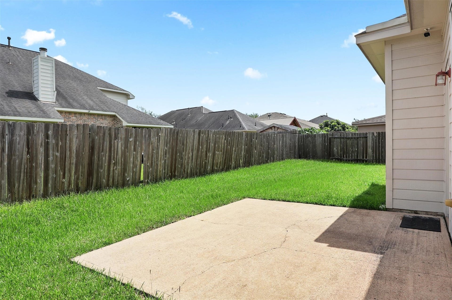 7611 Waterlilly Lane, Pearland, TX 77581