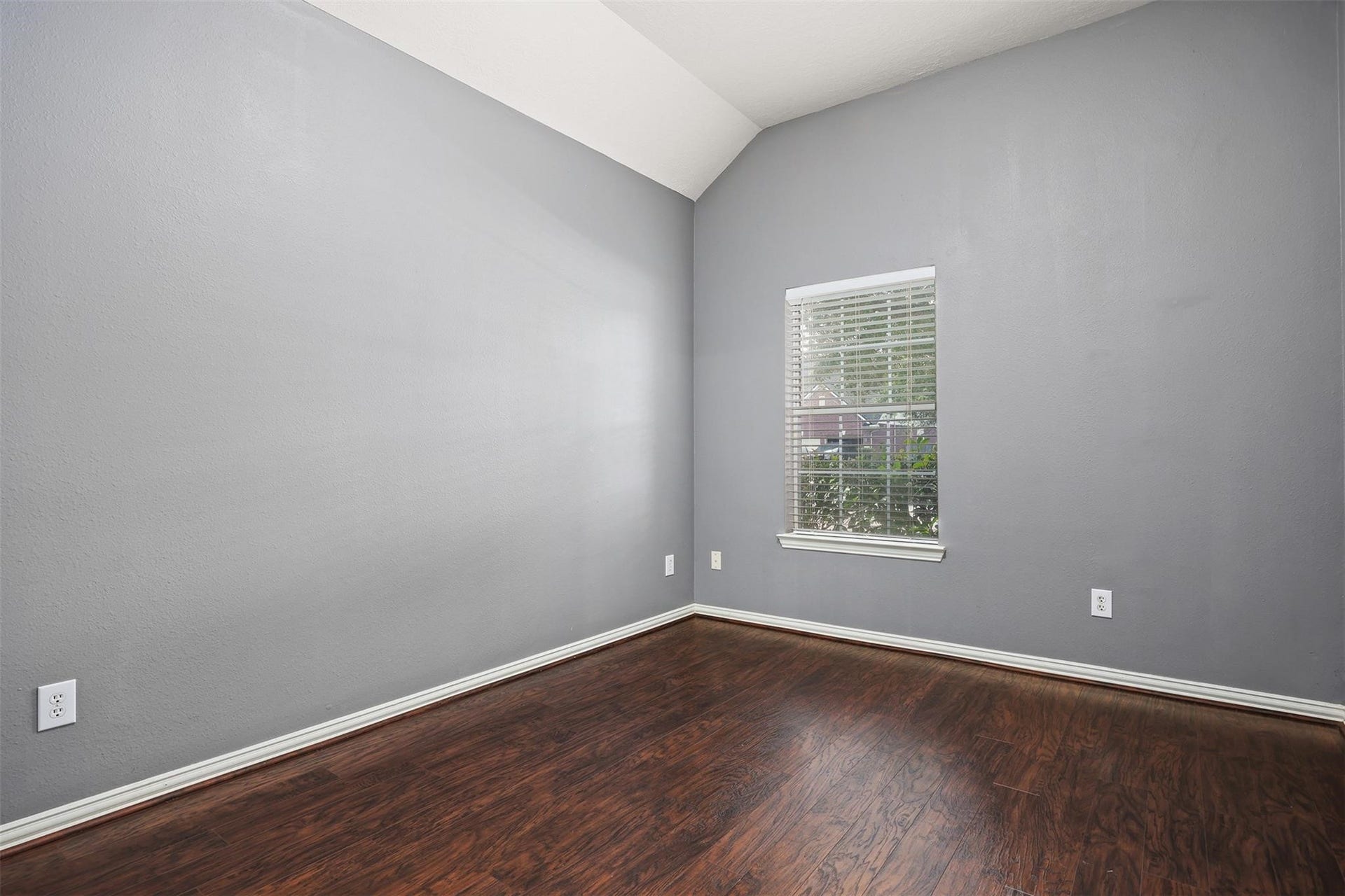 7611 Waterlilly Lane, Pearland, TX 77581