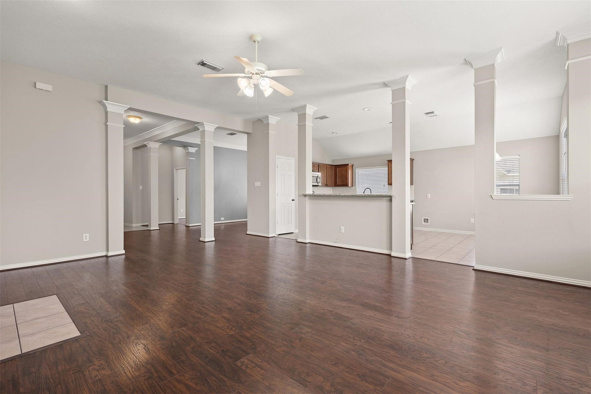 7611 Waterlilly Lane, Pearland, TX 77581