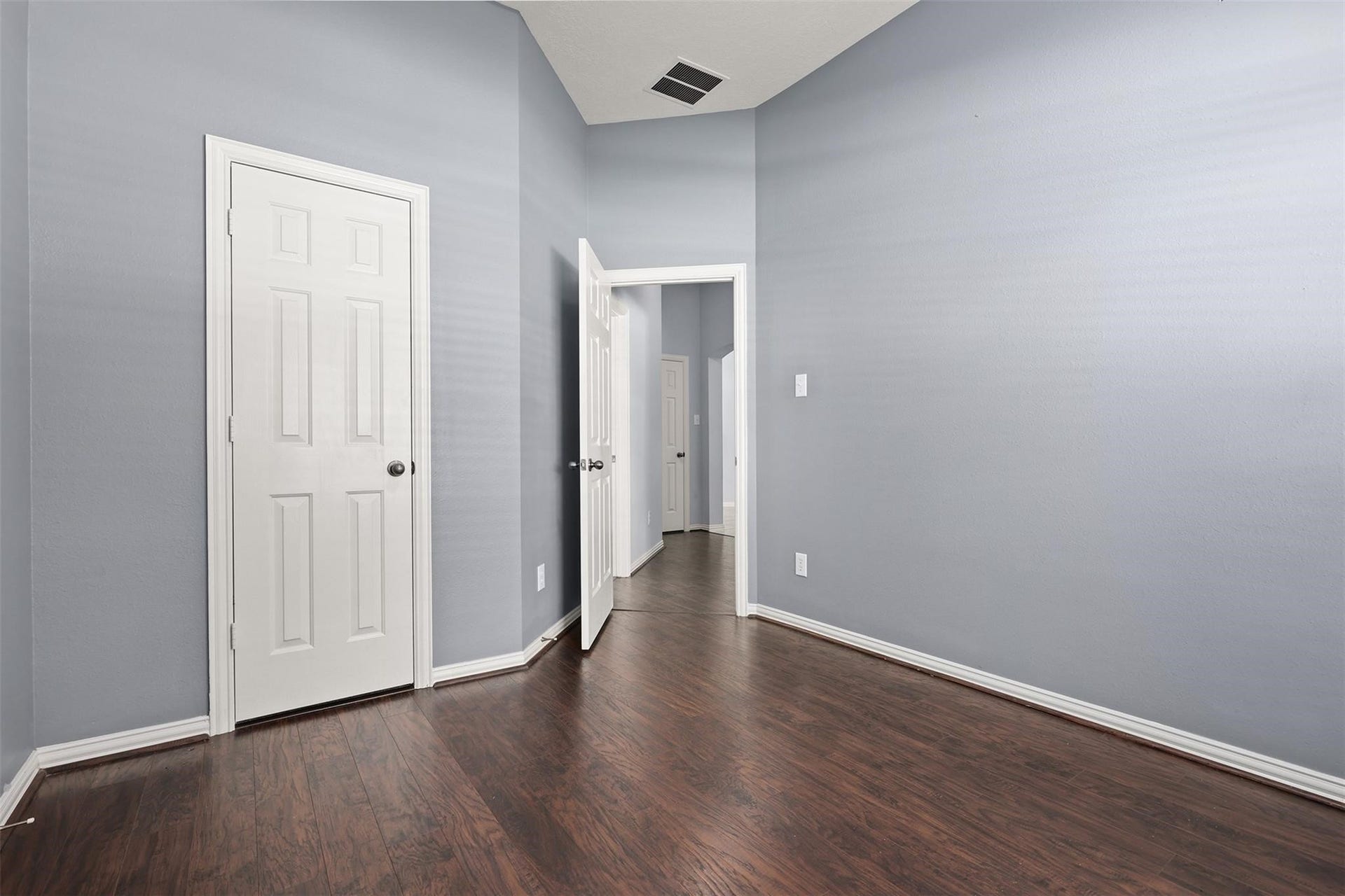7611 Waterlilly Lane, Pearland, TX 77581
