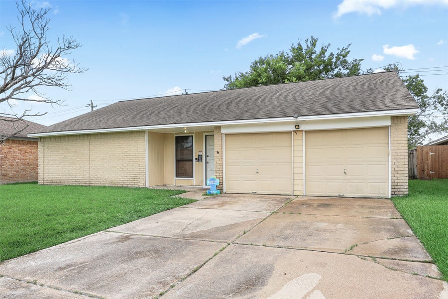 Property photo for 9838 Rocky Hollow Road, La Porte, TX