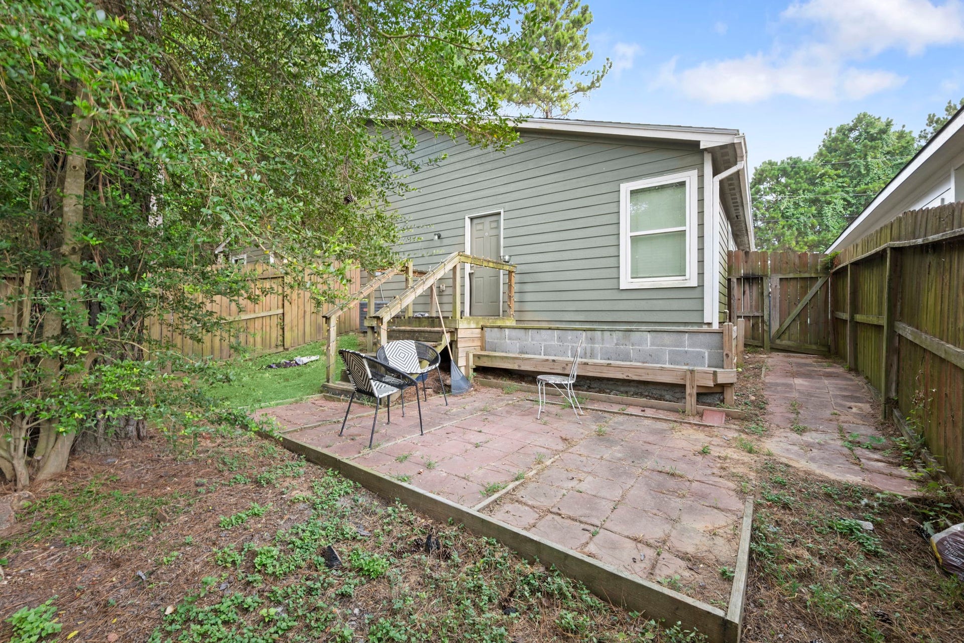 16807 Crestmont, Montgomery, TX 77316