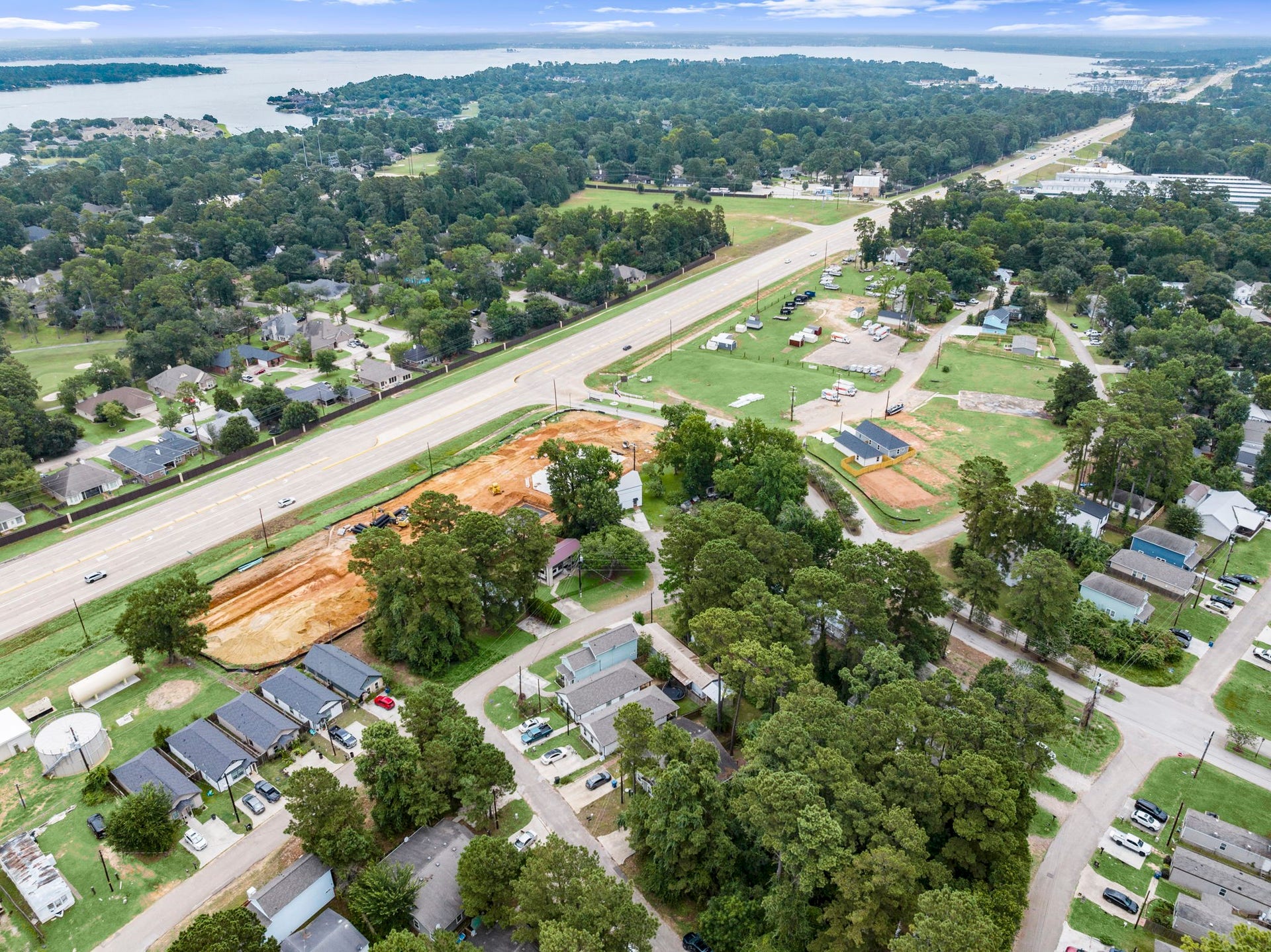 16807 Crestmont, Montgomery, TX 77316