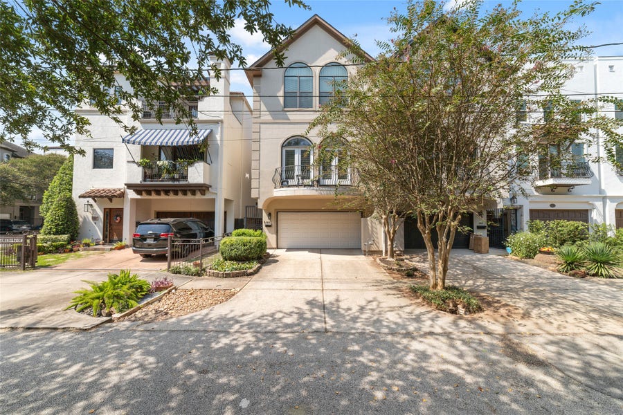 Property photo for 403 Reinerman Street, Houston, TX